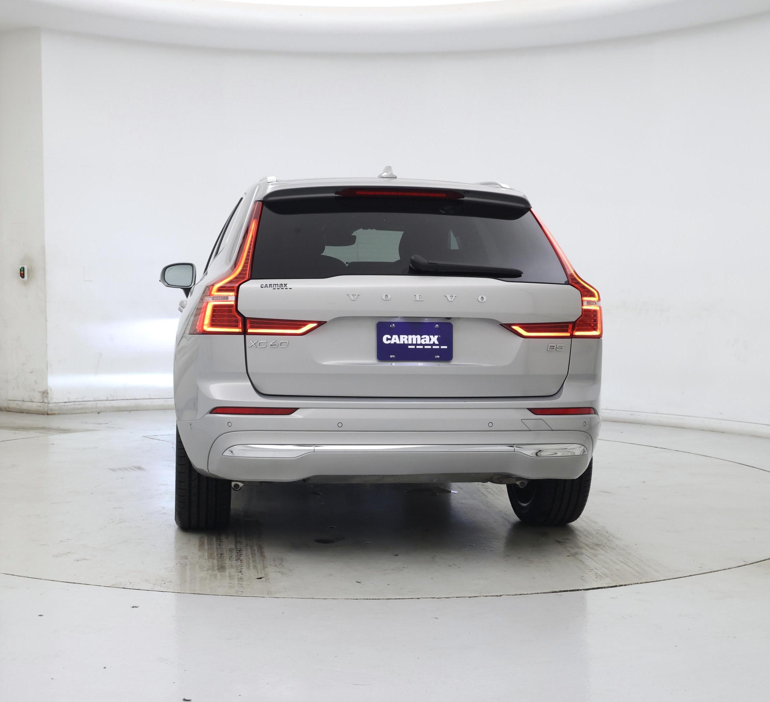 Thumbnail: 2022 Volvo XC60 - 6
