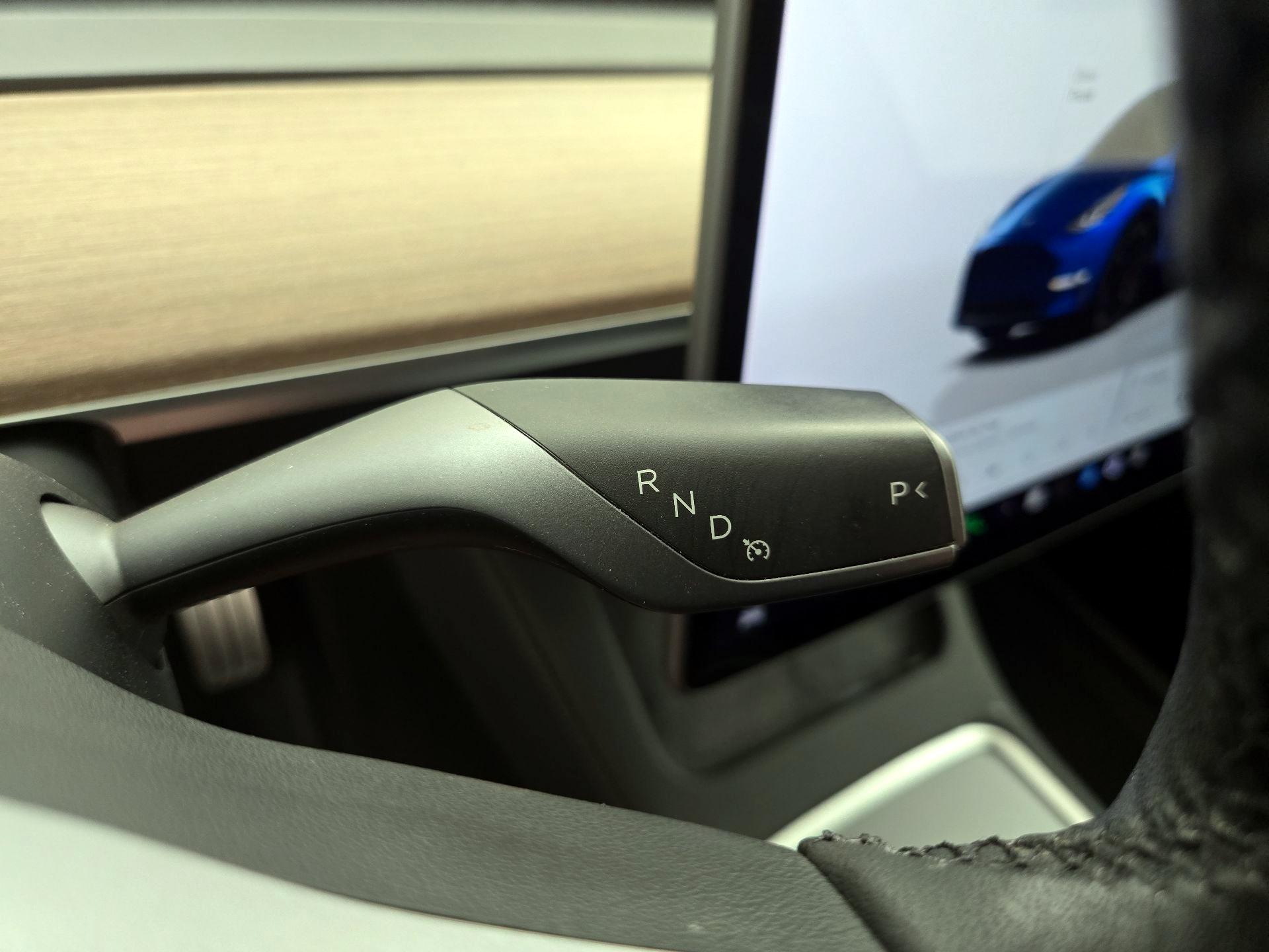 Thumbnail: 2023 Tesla Model Y - 17