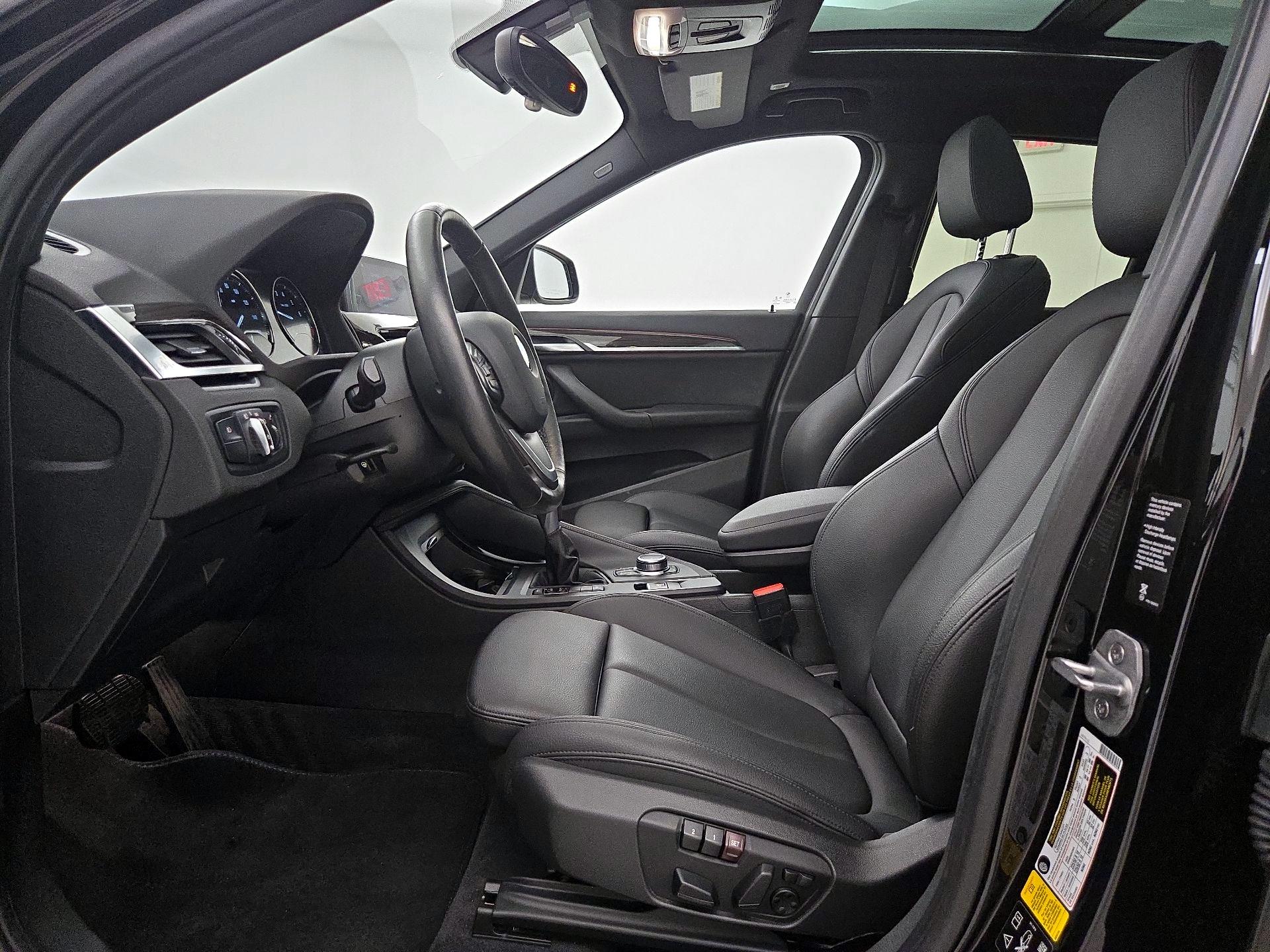 Thumbnail: 2018 BMW X1 - 11