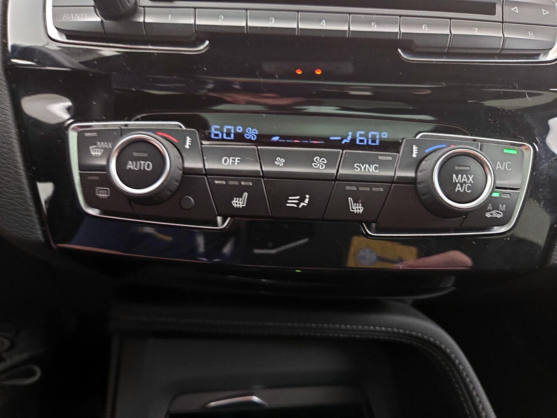 Thumbnail: 2018 BMW X1 - 17
