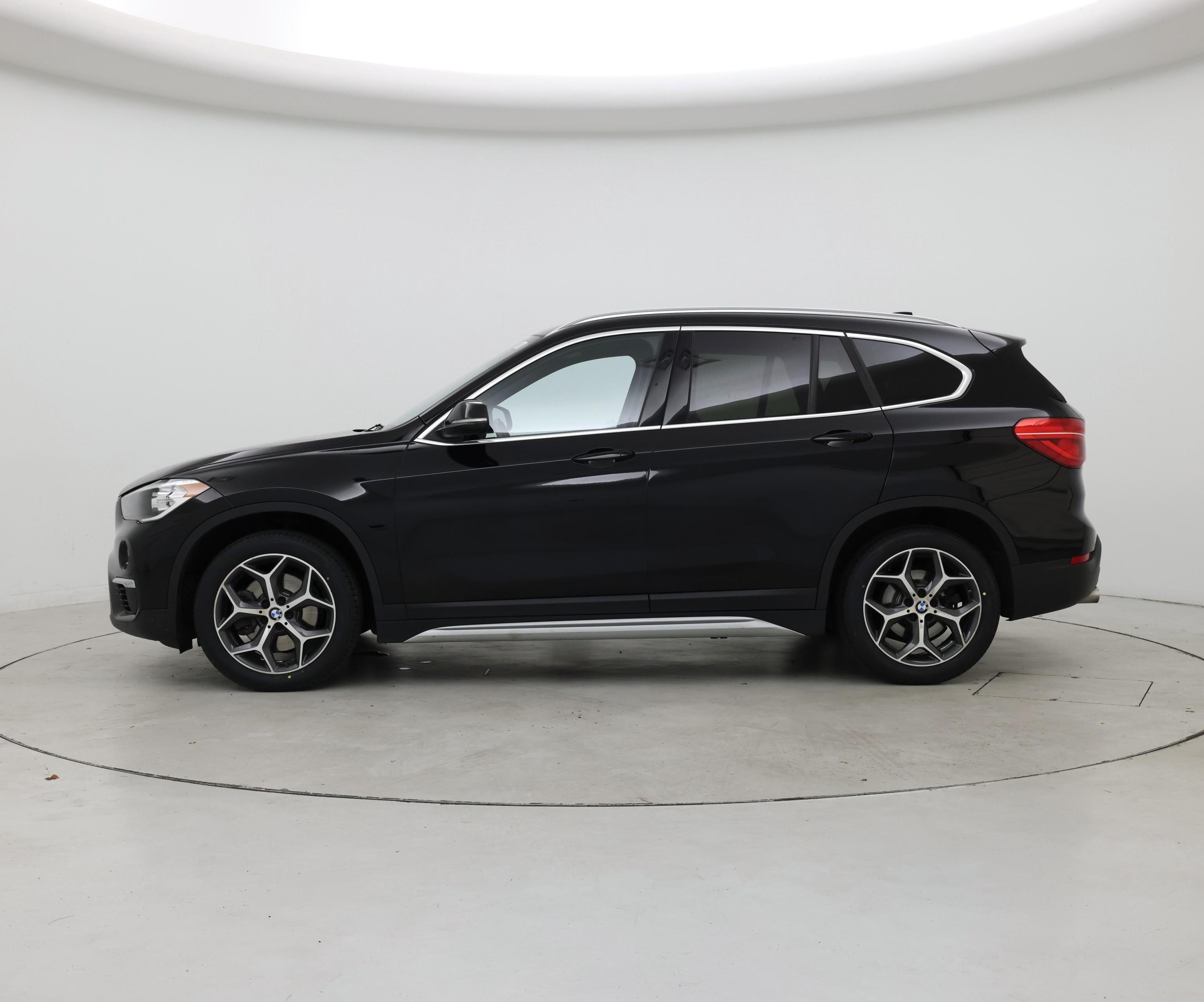 Thumbnail: 2018 BMW X1 - 3