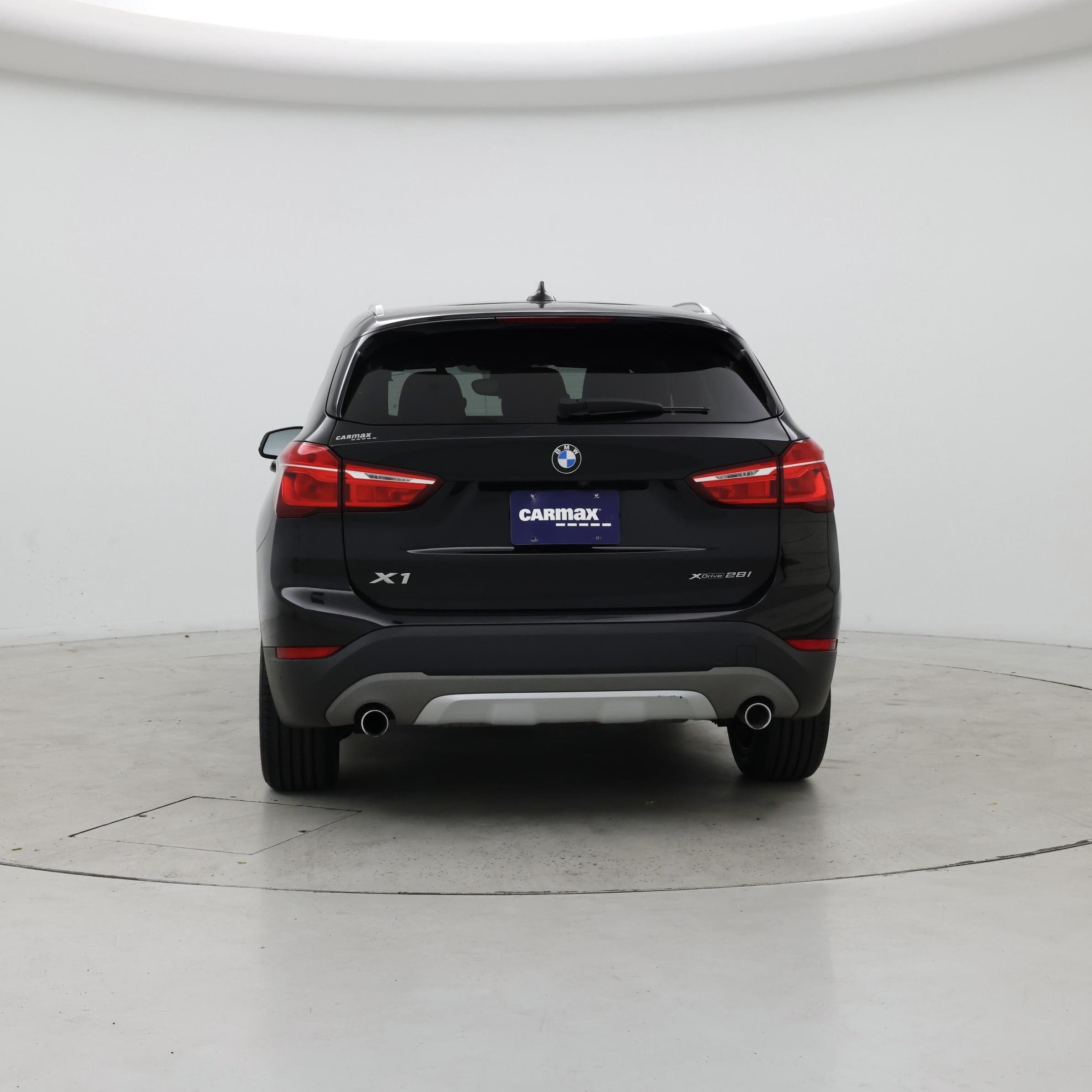 Thumbnail: 2018 BMW X1 - 6