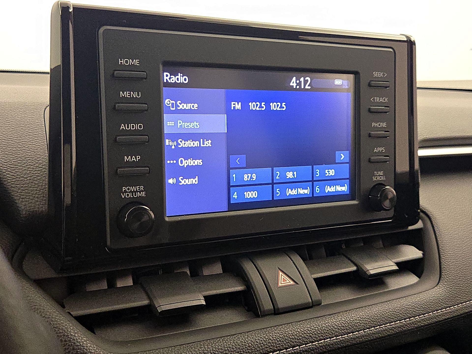 Thumbnail: 2019 Toyota RAV4 - 15