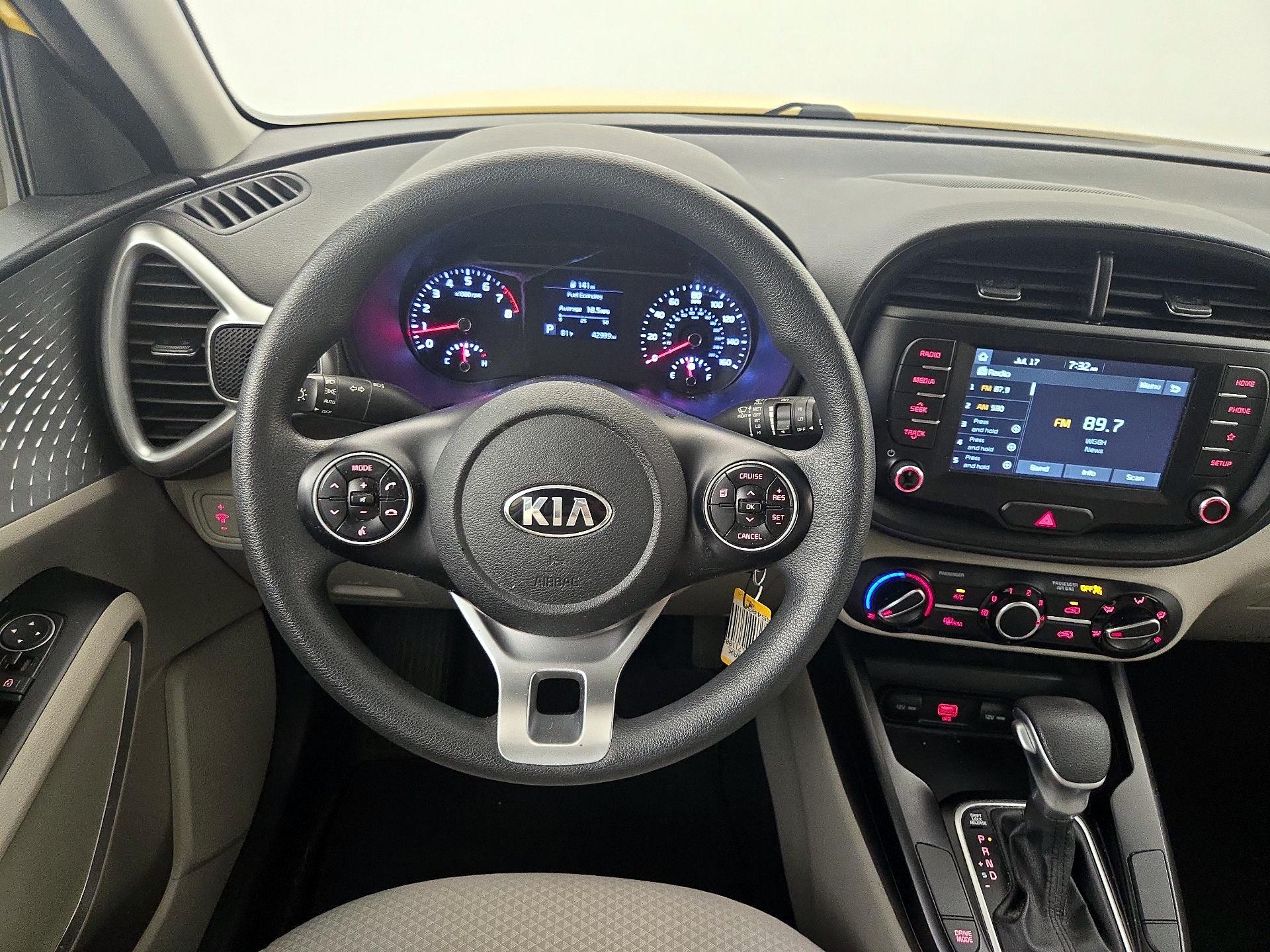 Thumbnail: 2020 Kia Soul - 10