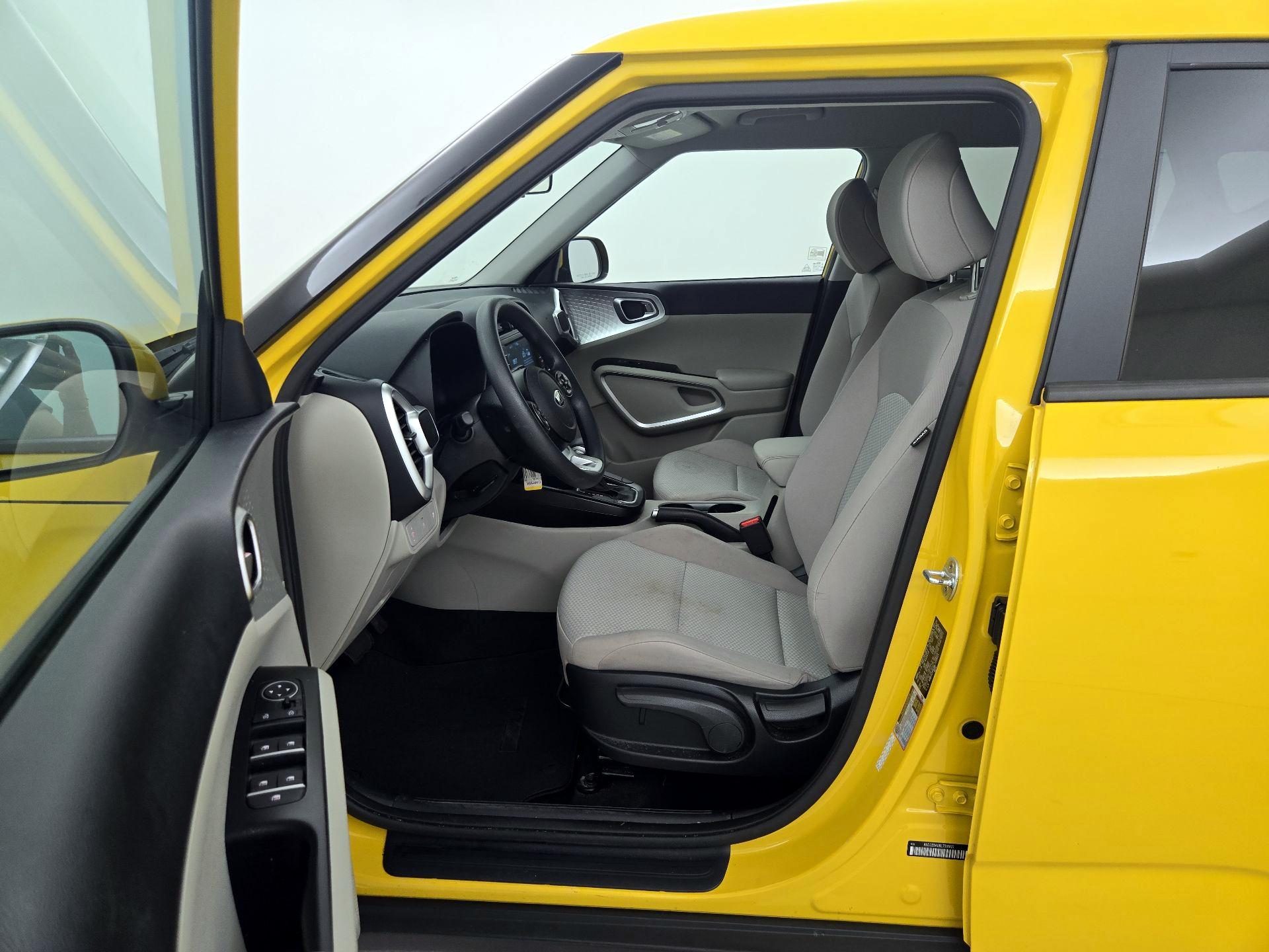 Thumbnail: 2020 Kia Soul - 11
