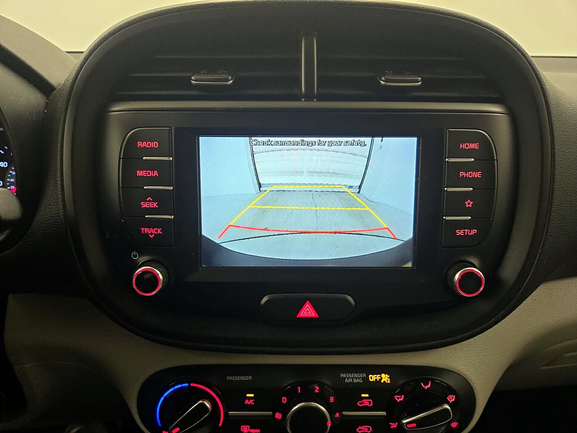 Thumbnail: 2020 Kia Soul - 14