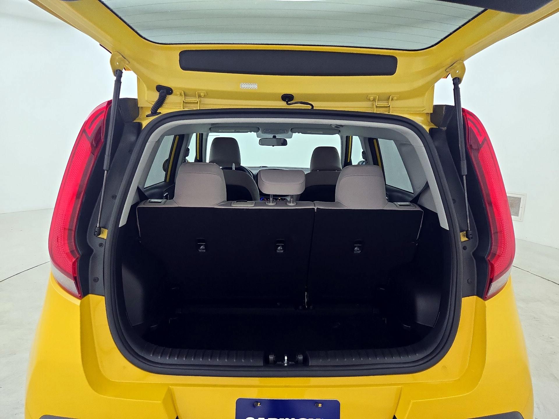 Thumbnail: 2020 Kia Soul - 20