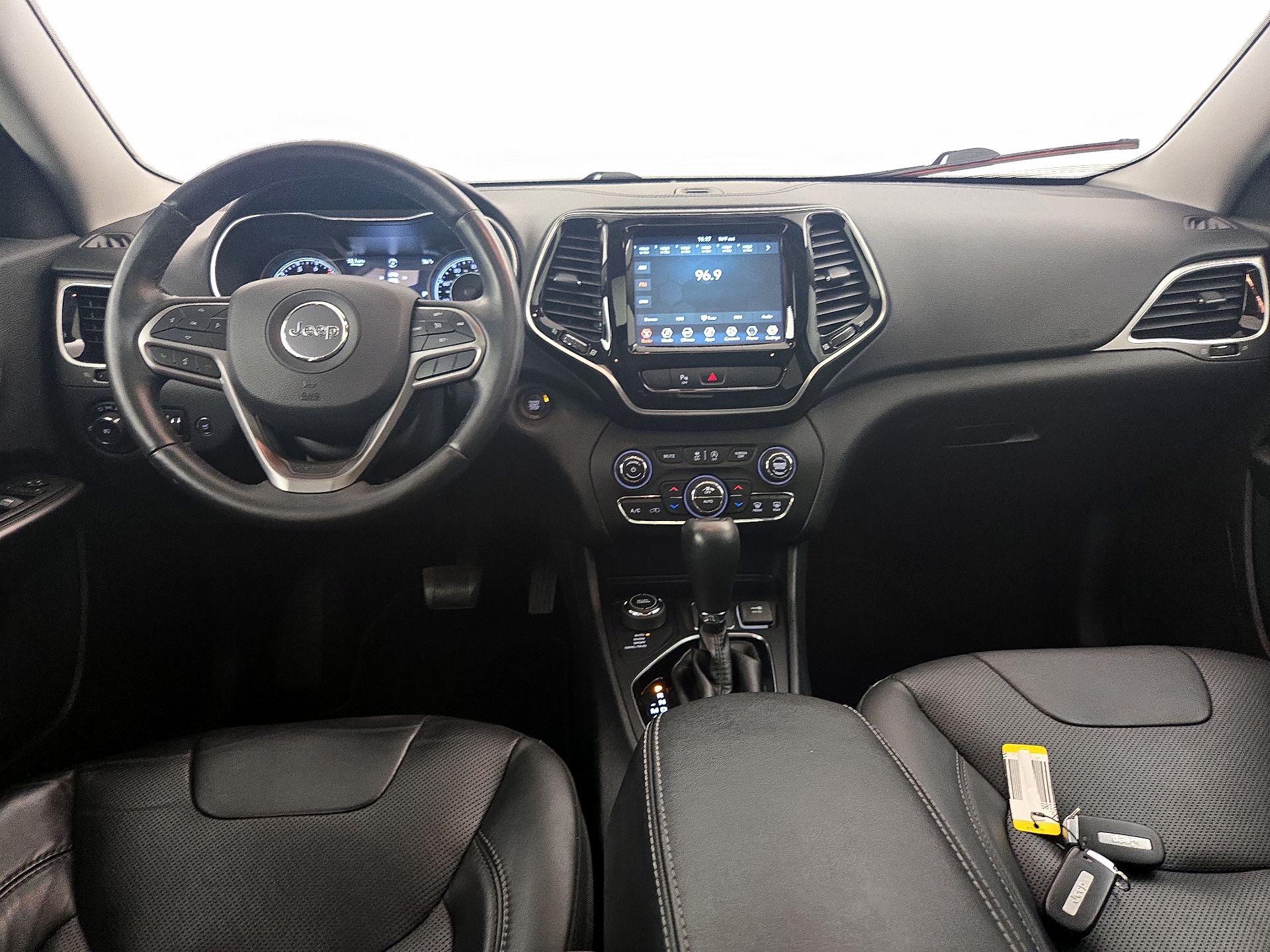 Thumbnail: 2019 Jeep Cherokee - 9