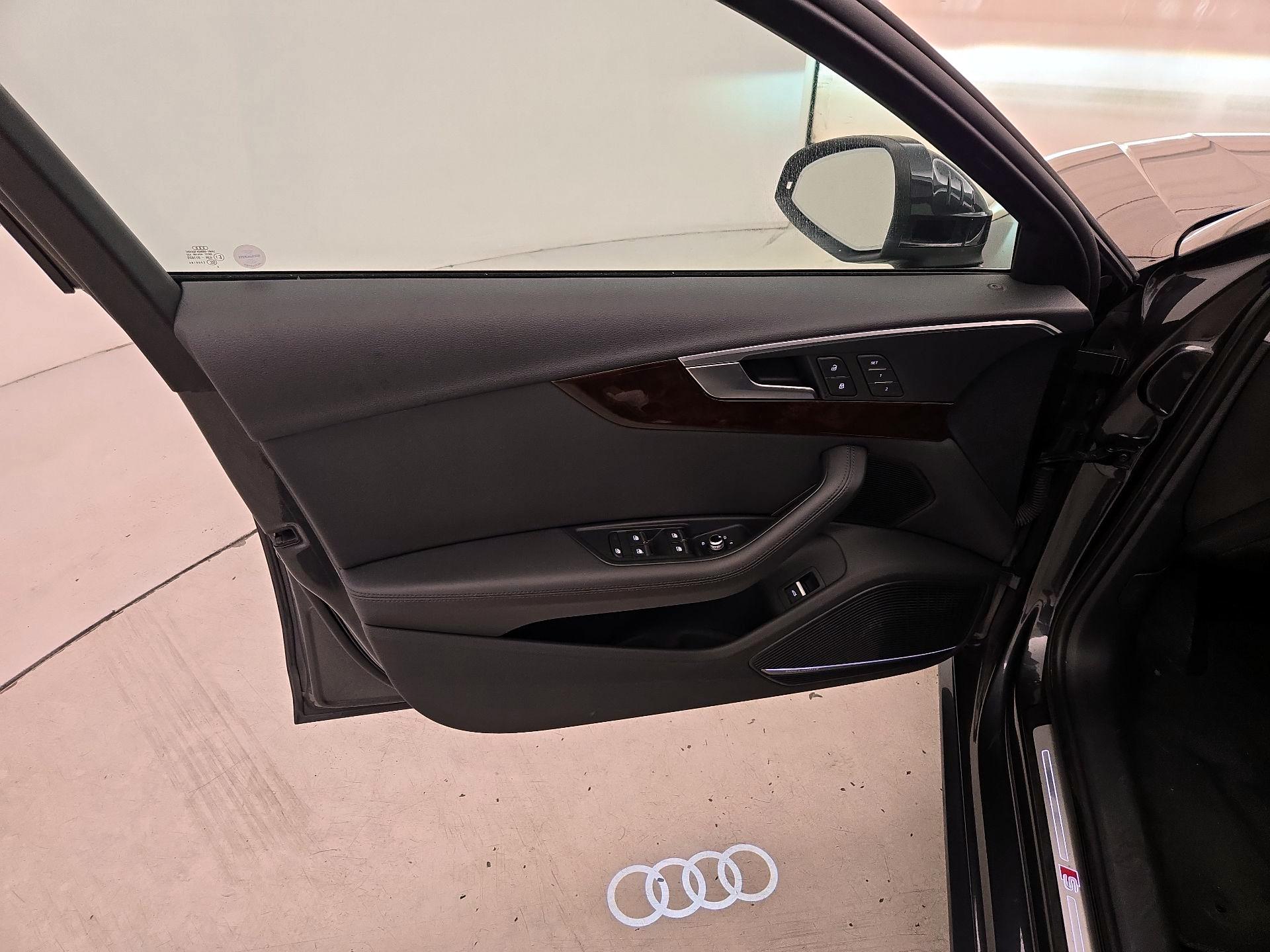 Thumbnail: 2019 Audi A4 - 12