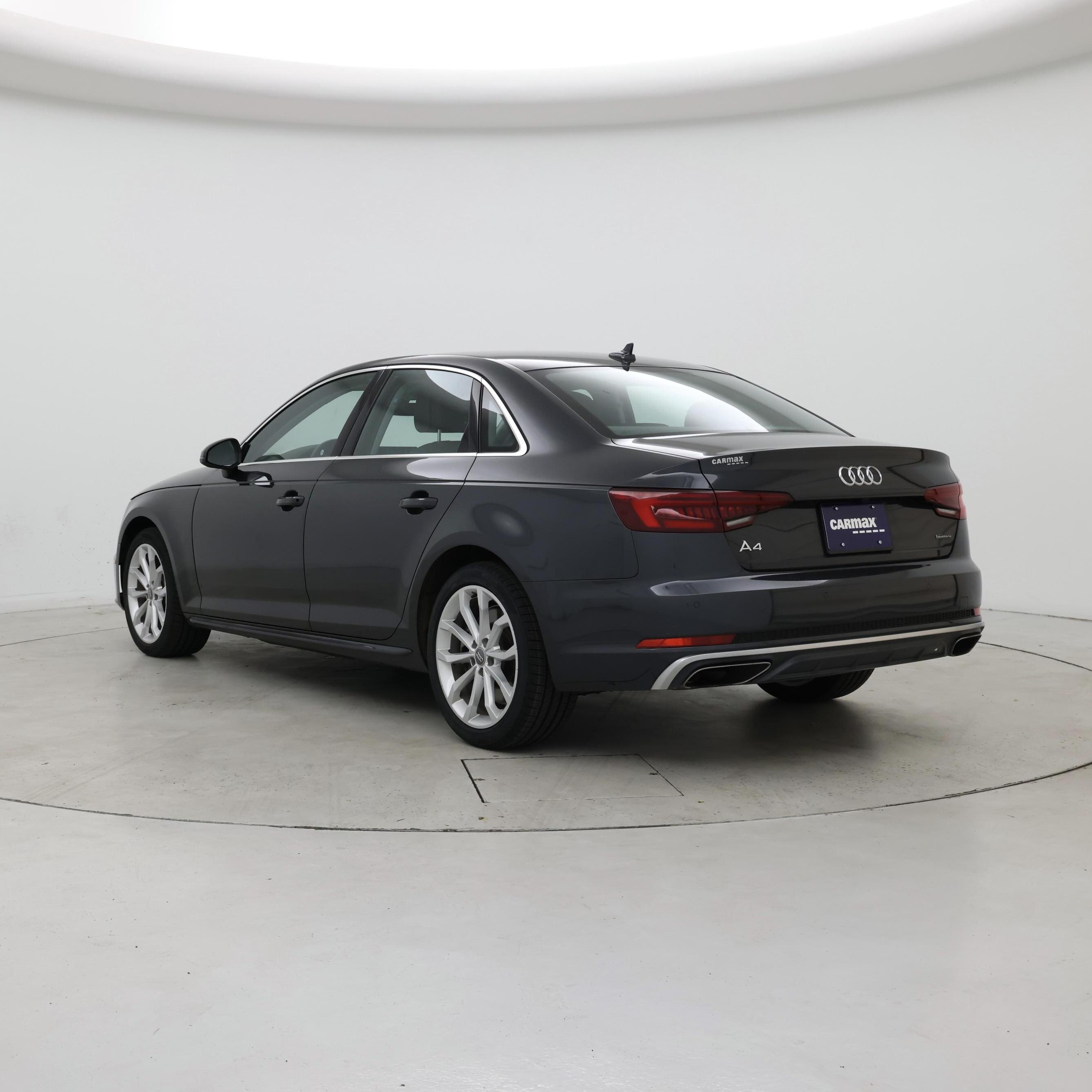 Thumbnail: 2019 Audi A4 - 2