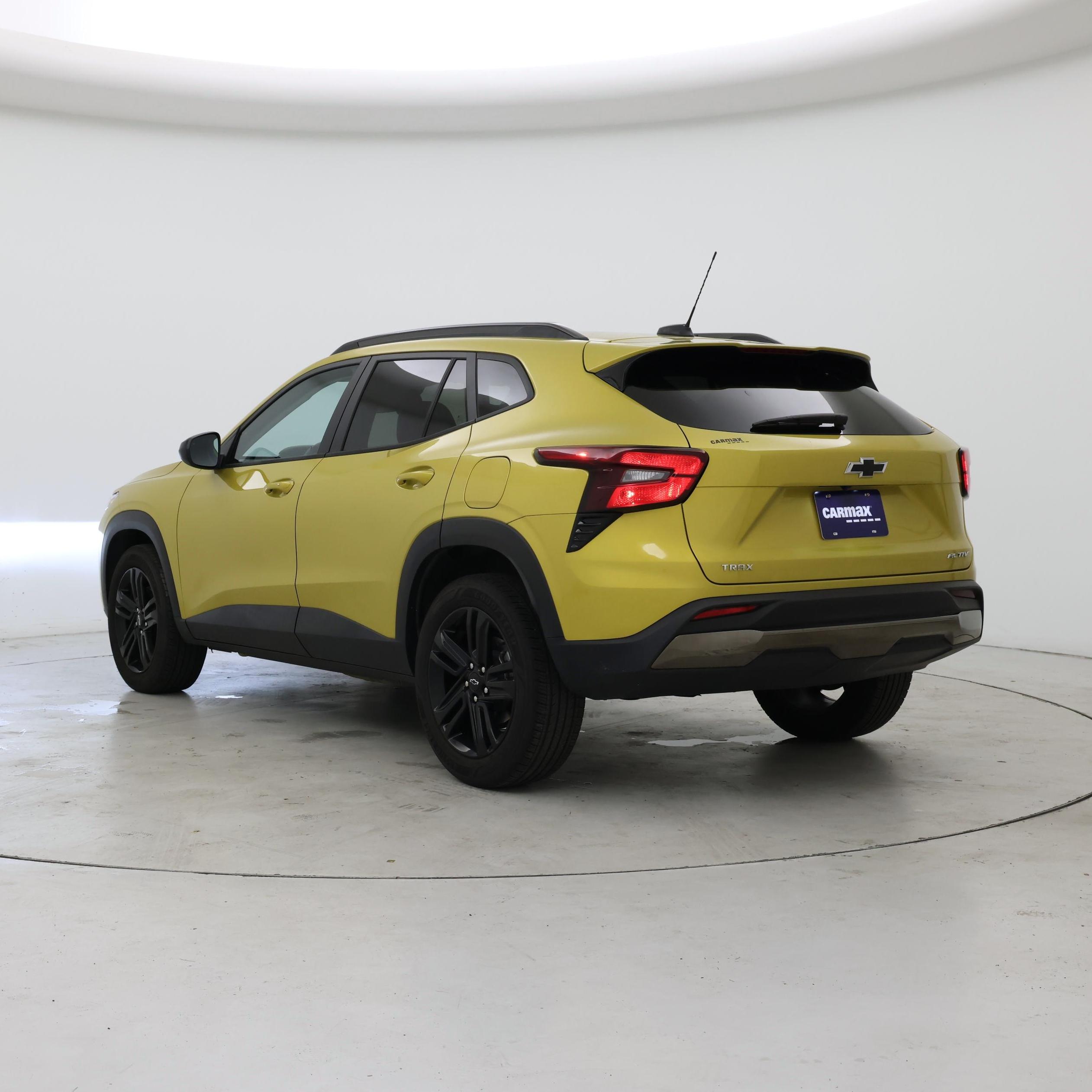 Thumbnail: 2024 Chevrolet Trax - 2