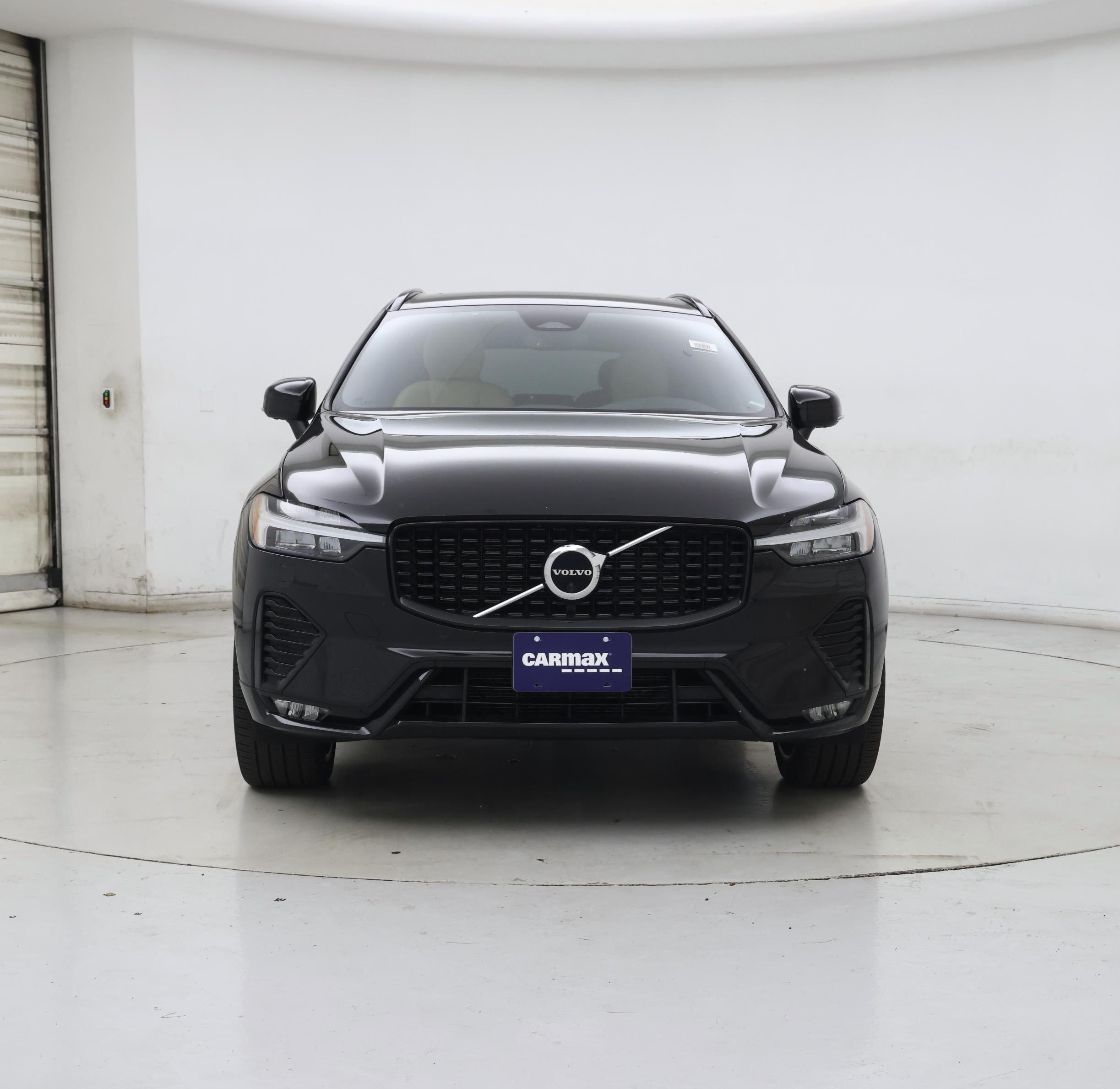 Thumbnail: 2023 Volvo XC60 - 5