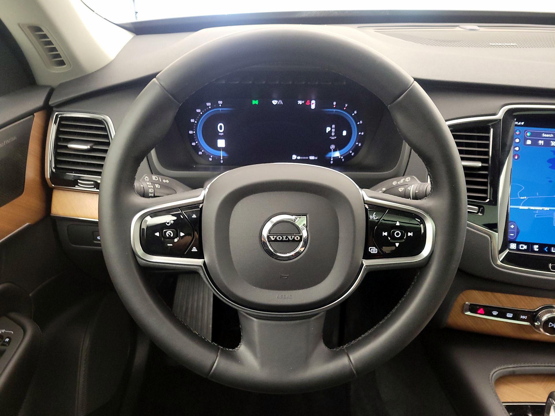 Thumbnail: 2023 Volvo XC90 - 10