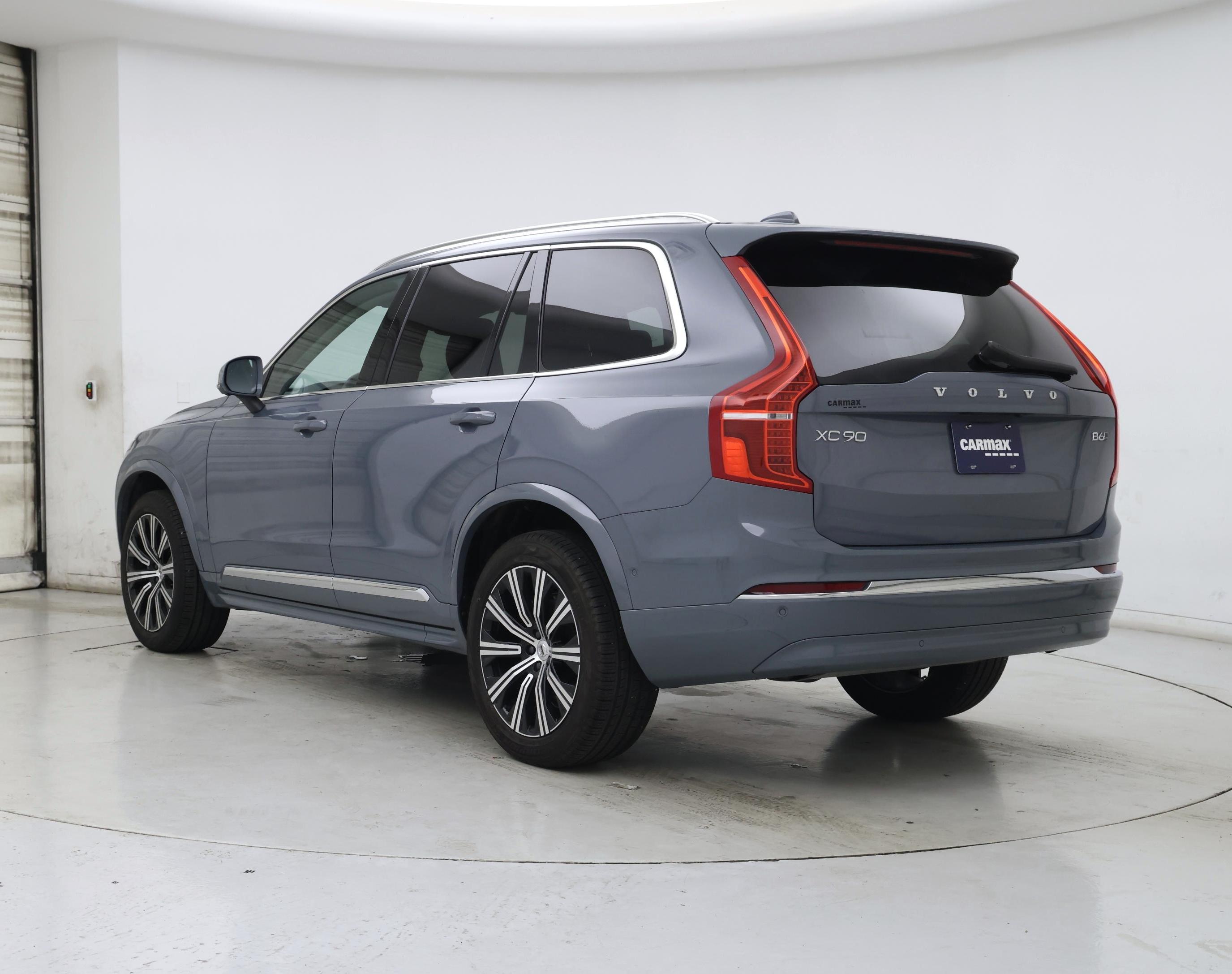 Thumbnail: 2023 Volvo XC90 - 2