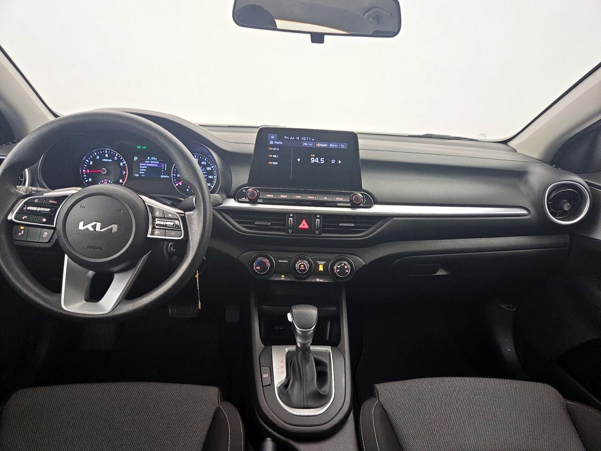 Thumbnail: 2023 Kia Forte - 9