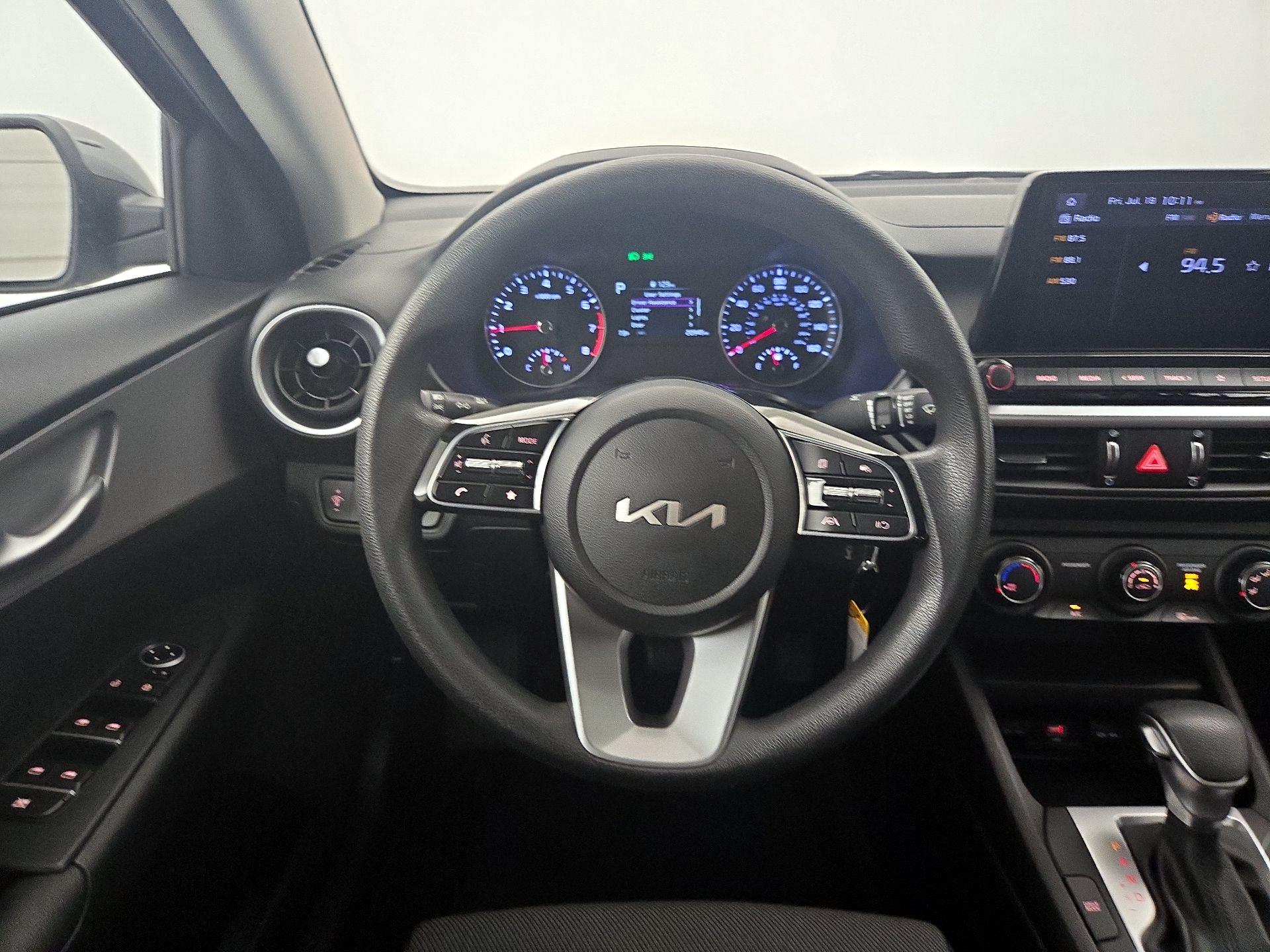 Thumbnail: 2023 Kia Forte - 10
