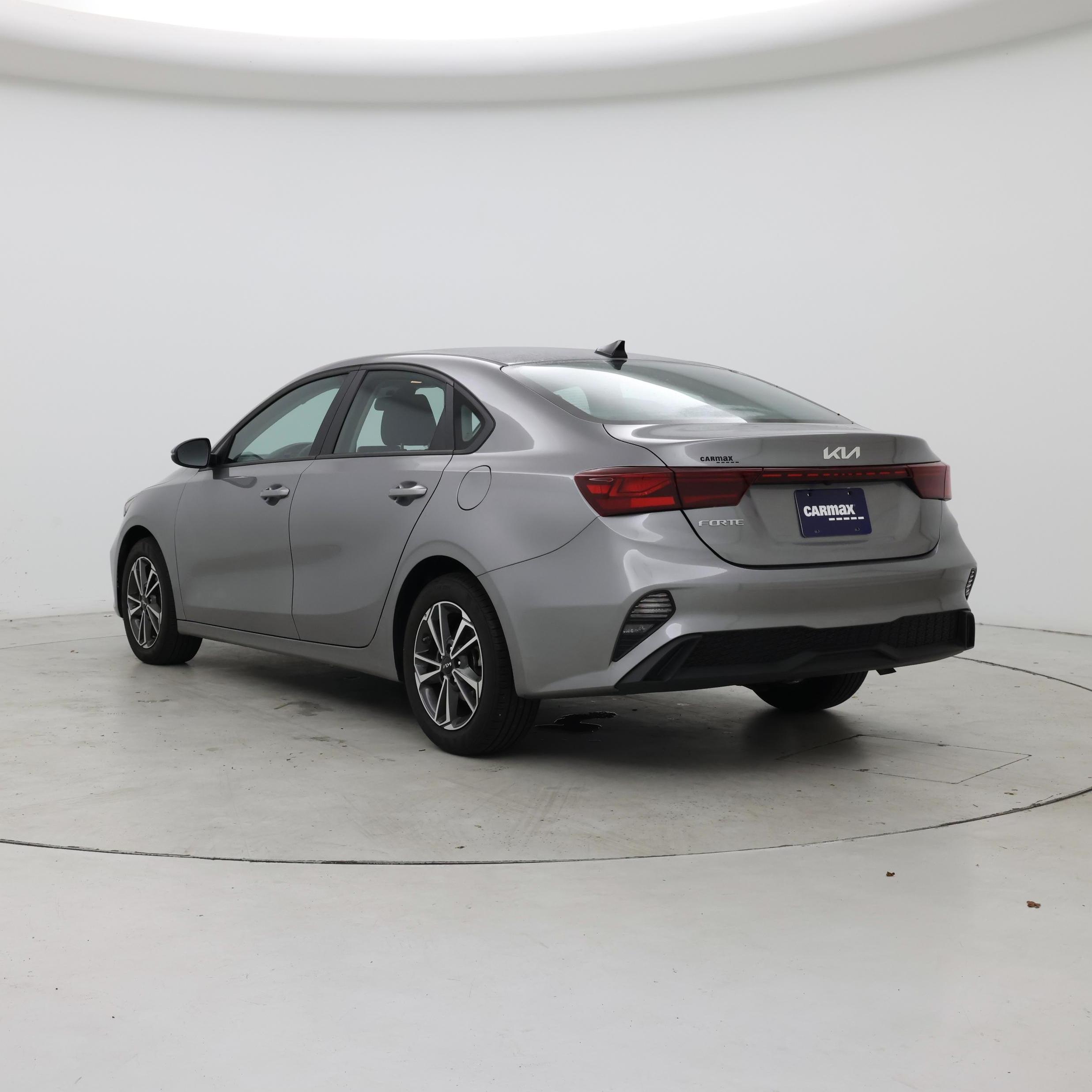 Thumbnail: 2023 Kia Forte - 2