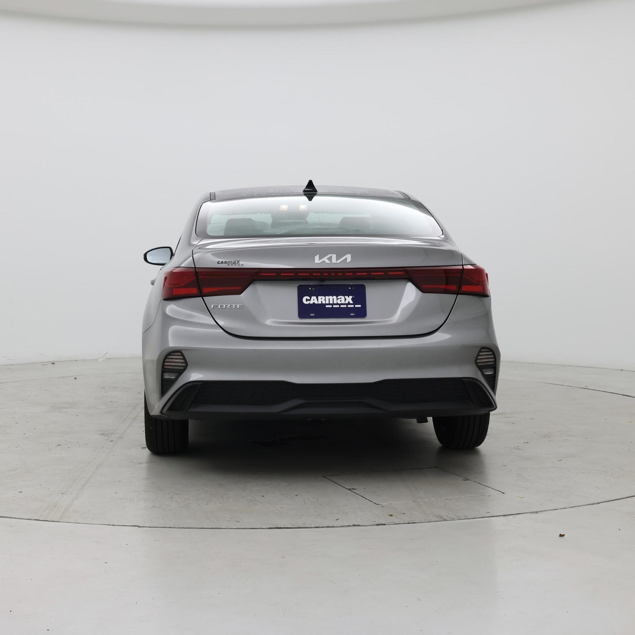Thumbnail: 2023 Kia Forte - 6