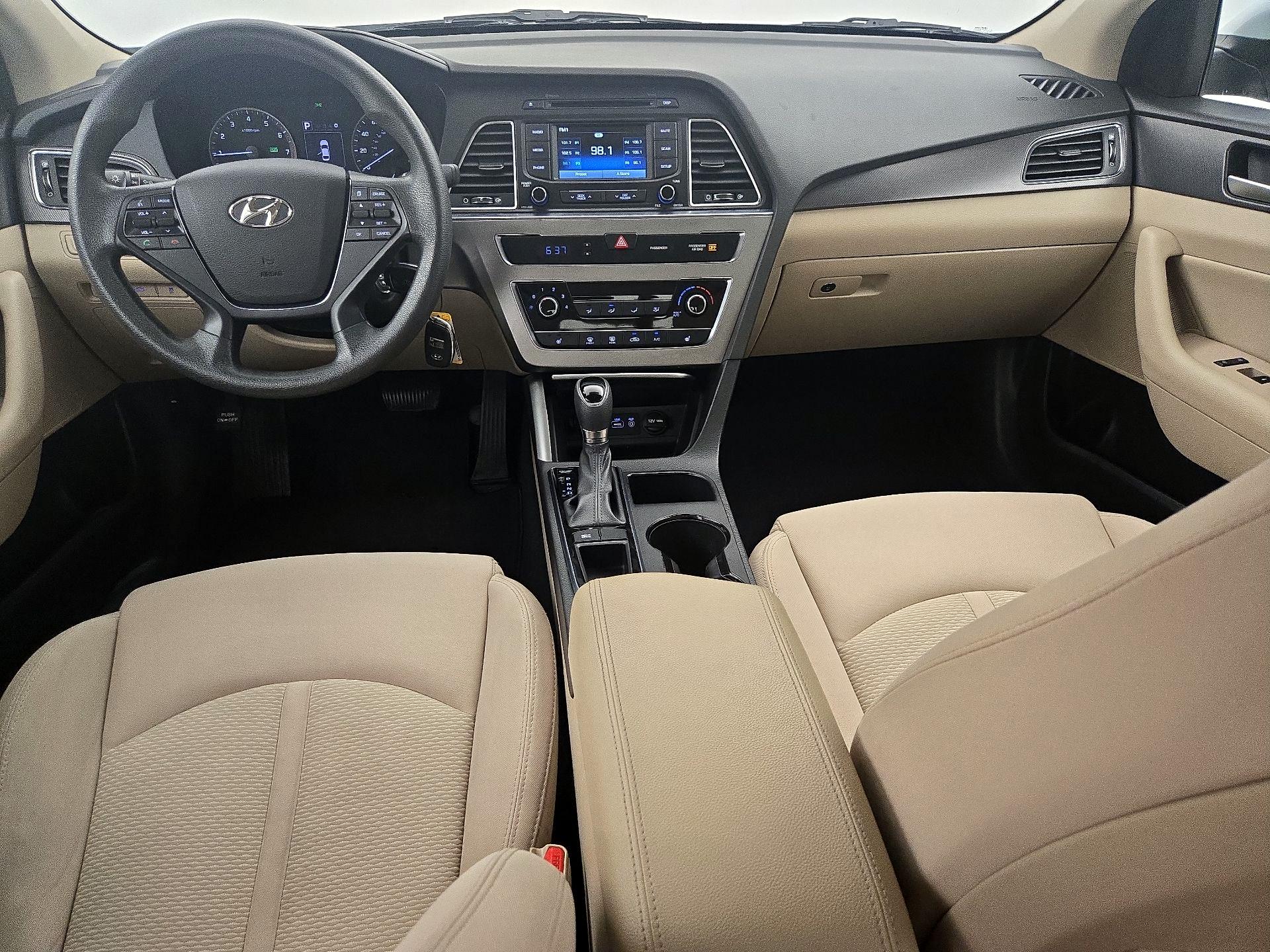 Thumbnail: 2015 Hyundai Sonata - 9