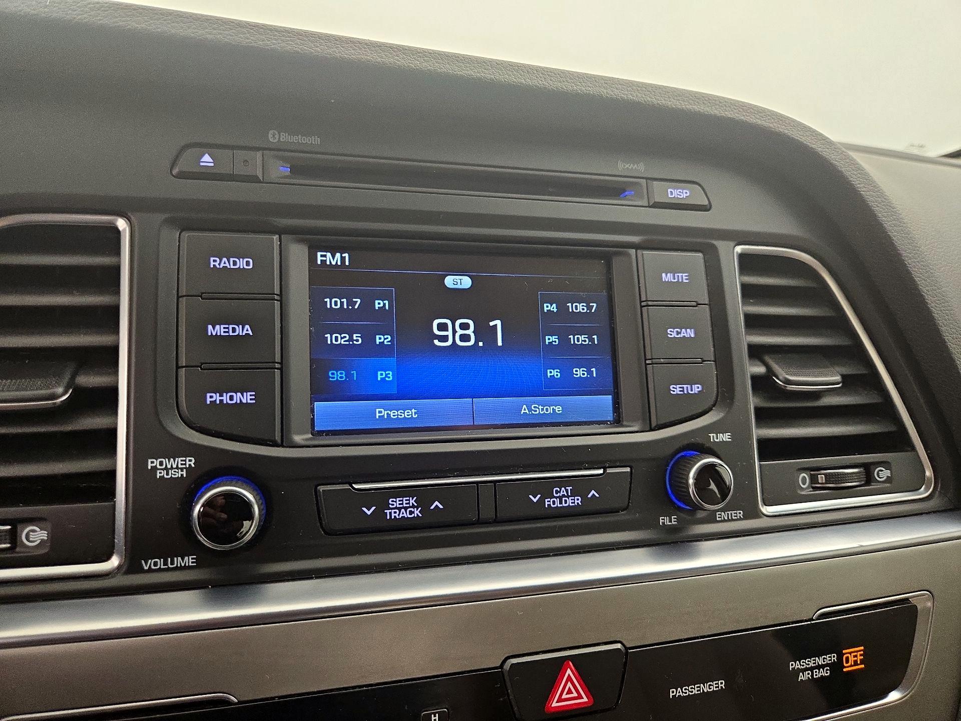 Thumbnail: 2015 Hyundai Sonata - 15