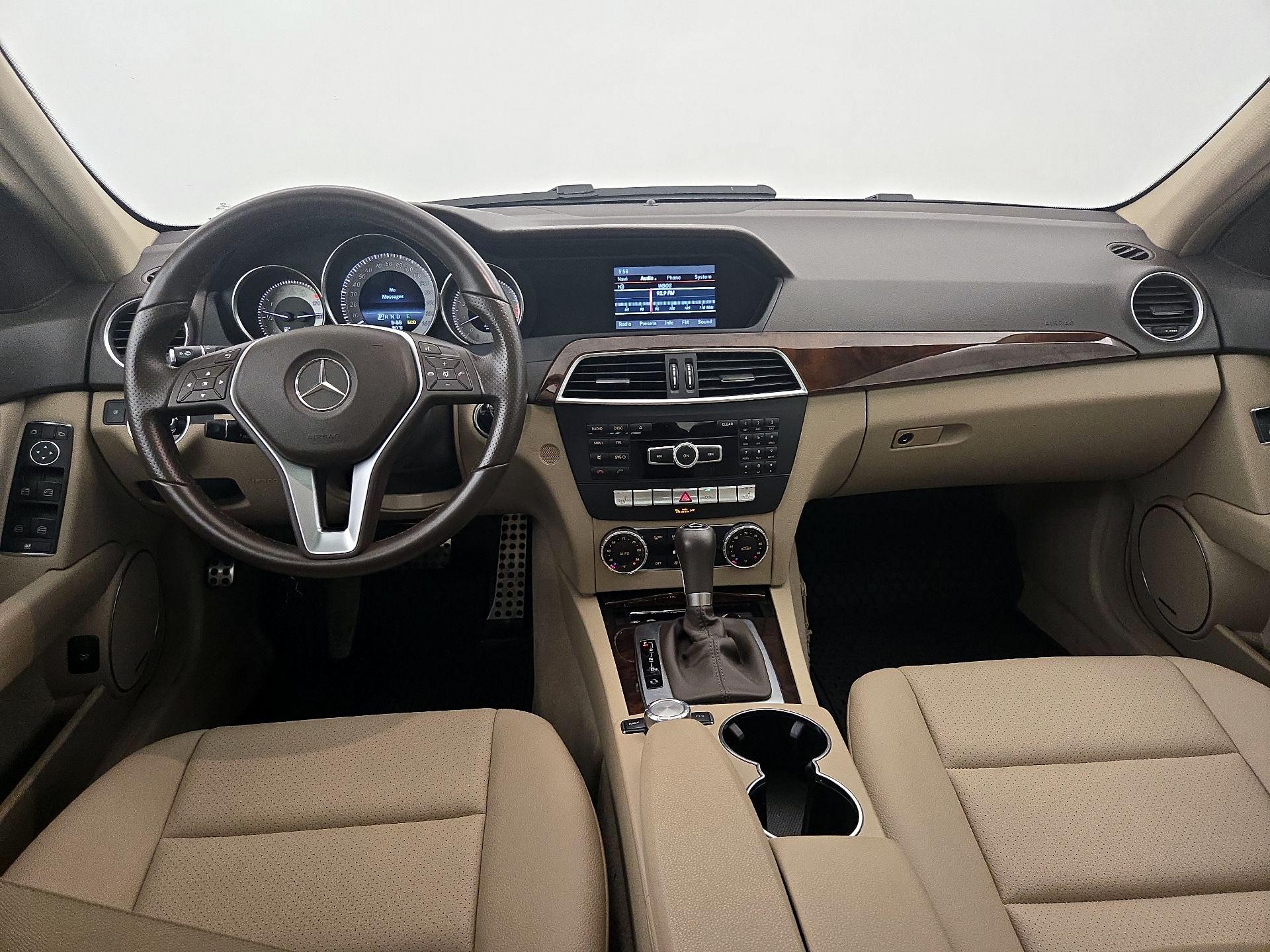 Thumbnail: 2014 Mercedes-Benz C-Class - 9