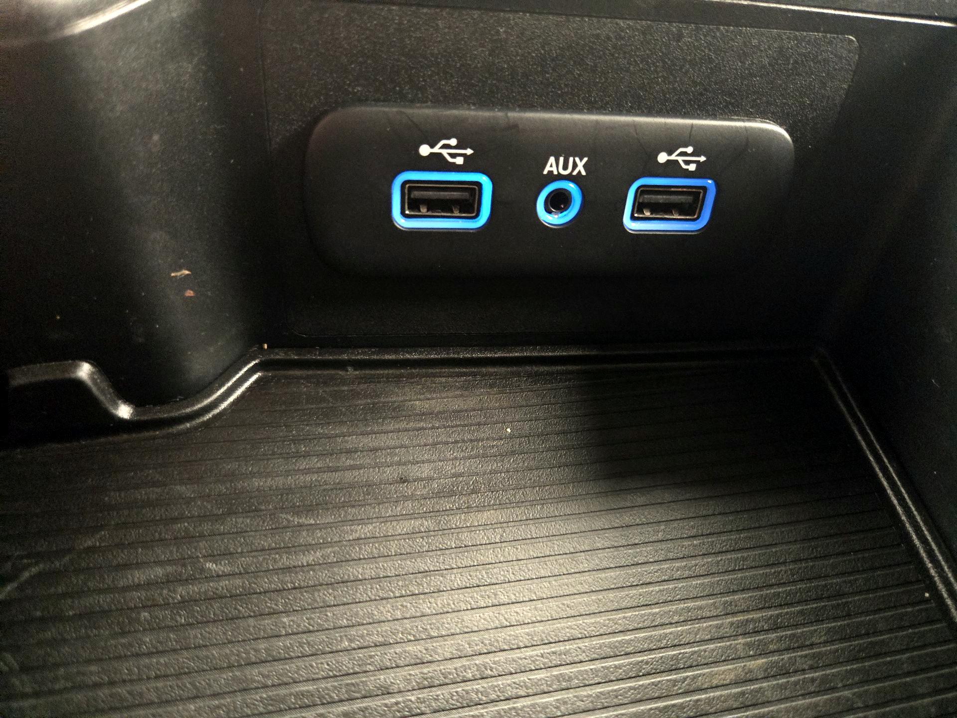 Thumbnail: 2019 RAM 1500 Classic - 18