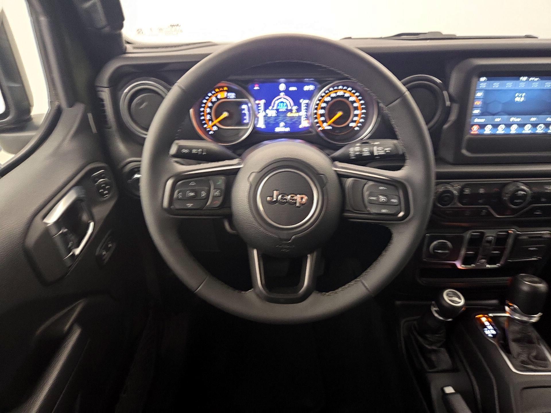 Thumbnail: 2023 Jeep Wrangler - 10