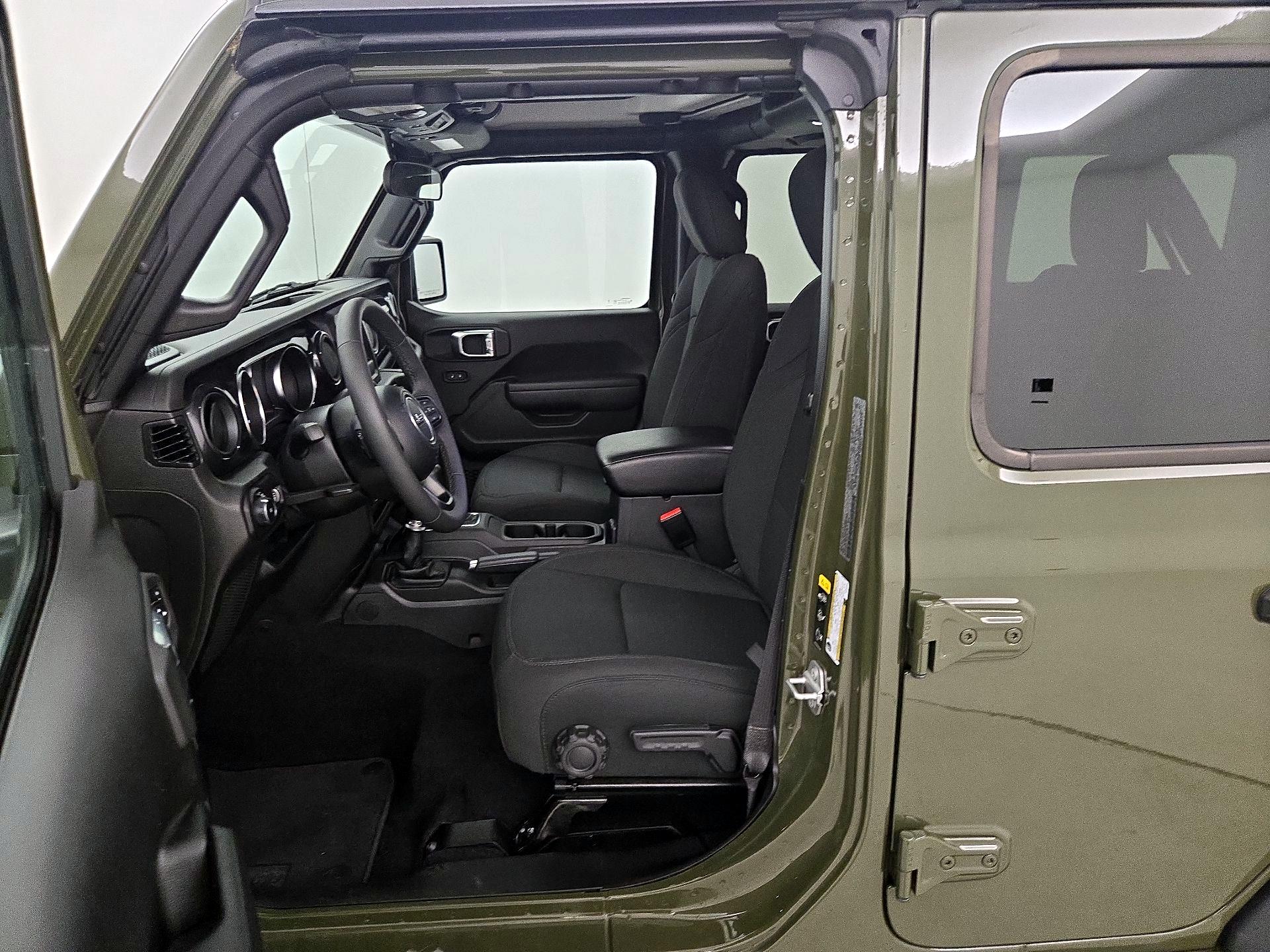 Thumbnail: 2023 Jeep Wrangler - 11