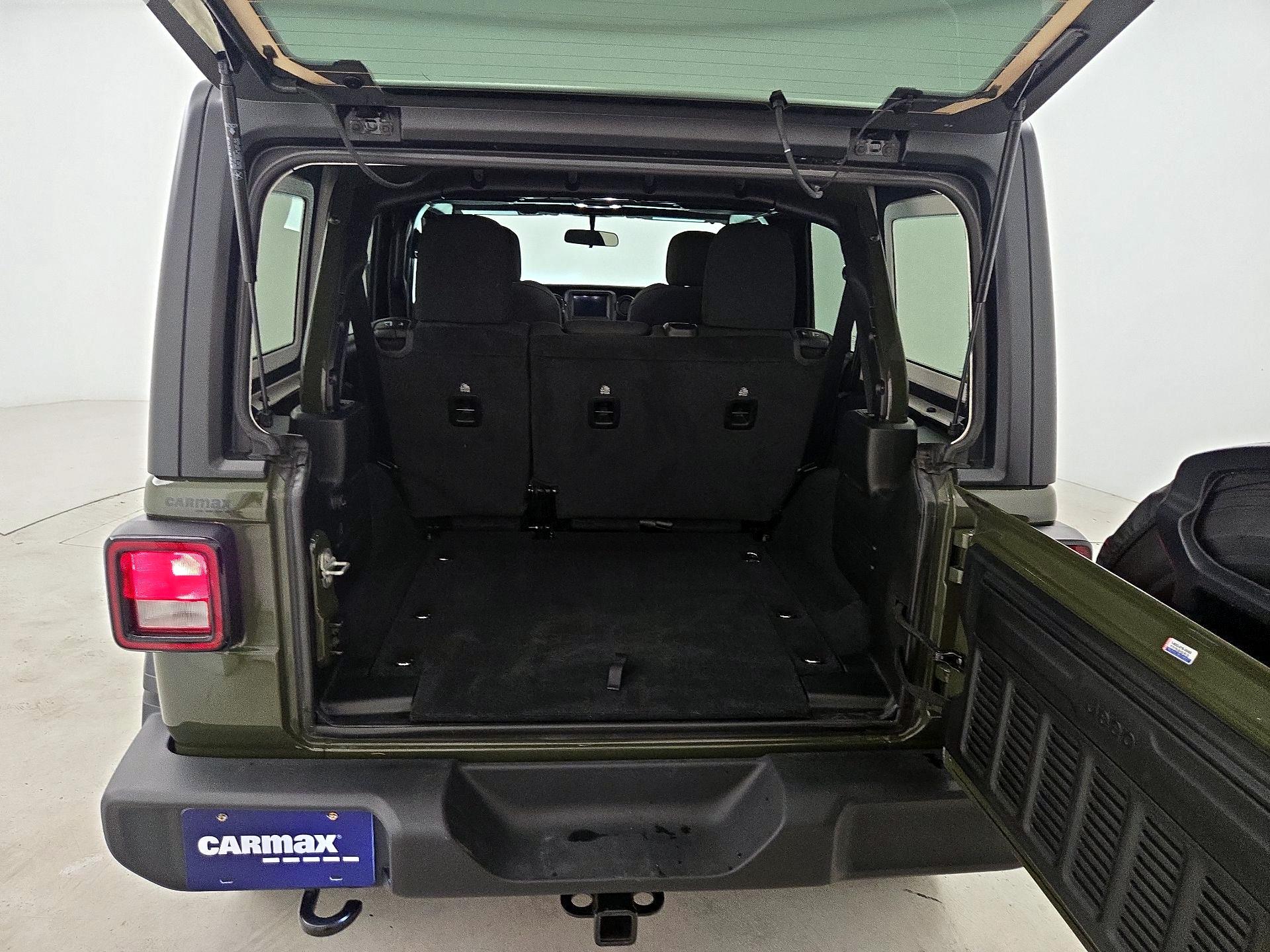 Thumbnail: 2023 Jeep Wrangler - 20