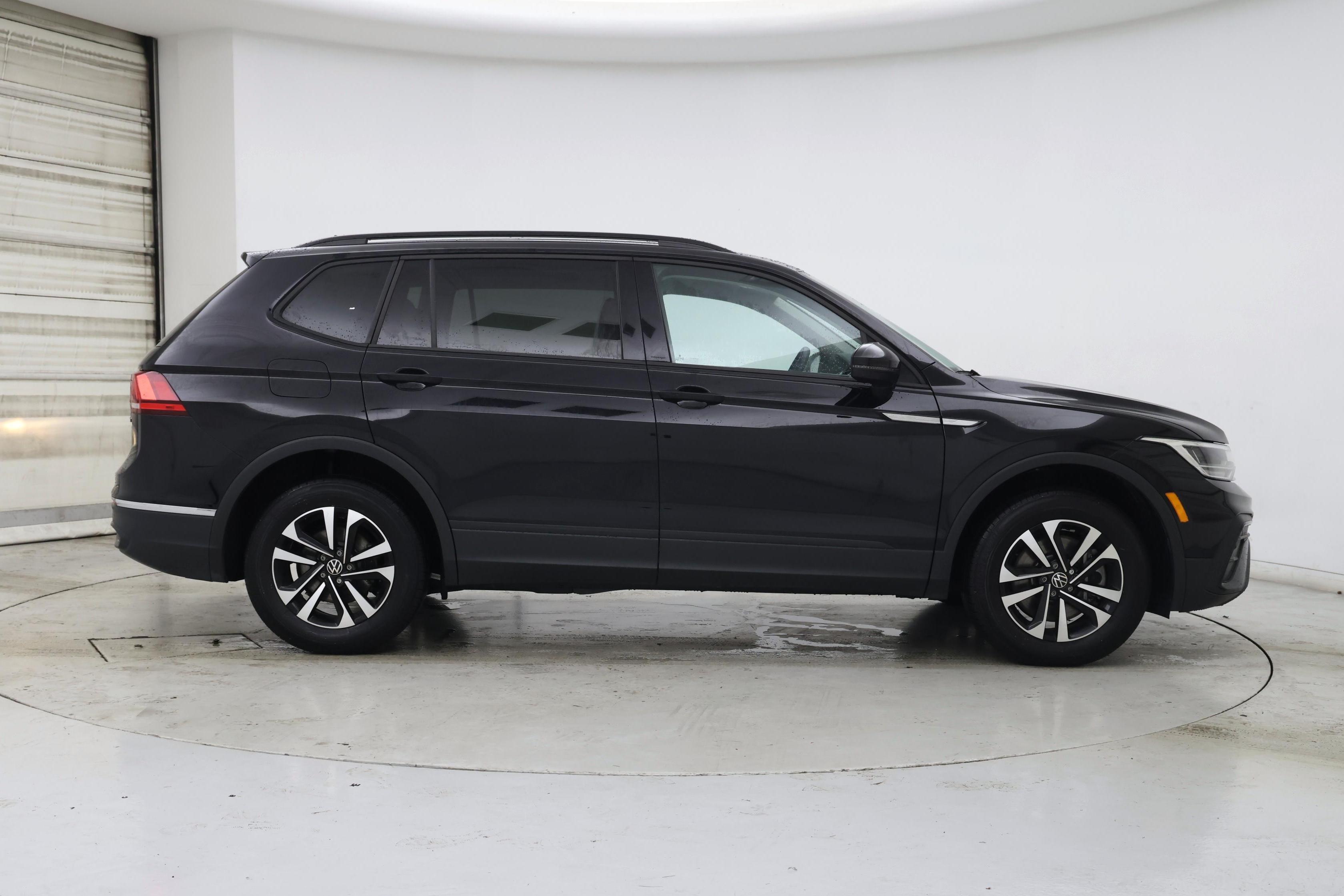 Thumbnail: 2024 Volkswagen Tiguan - 7