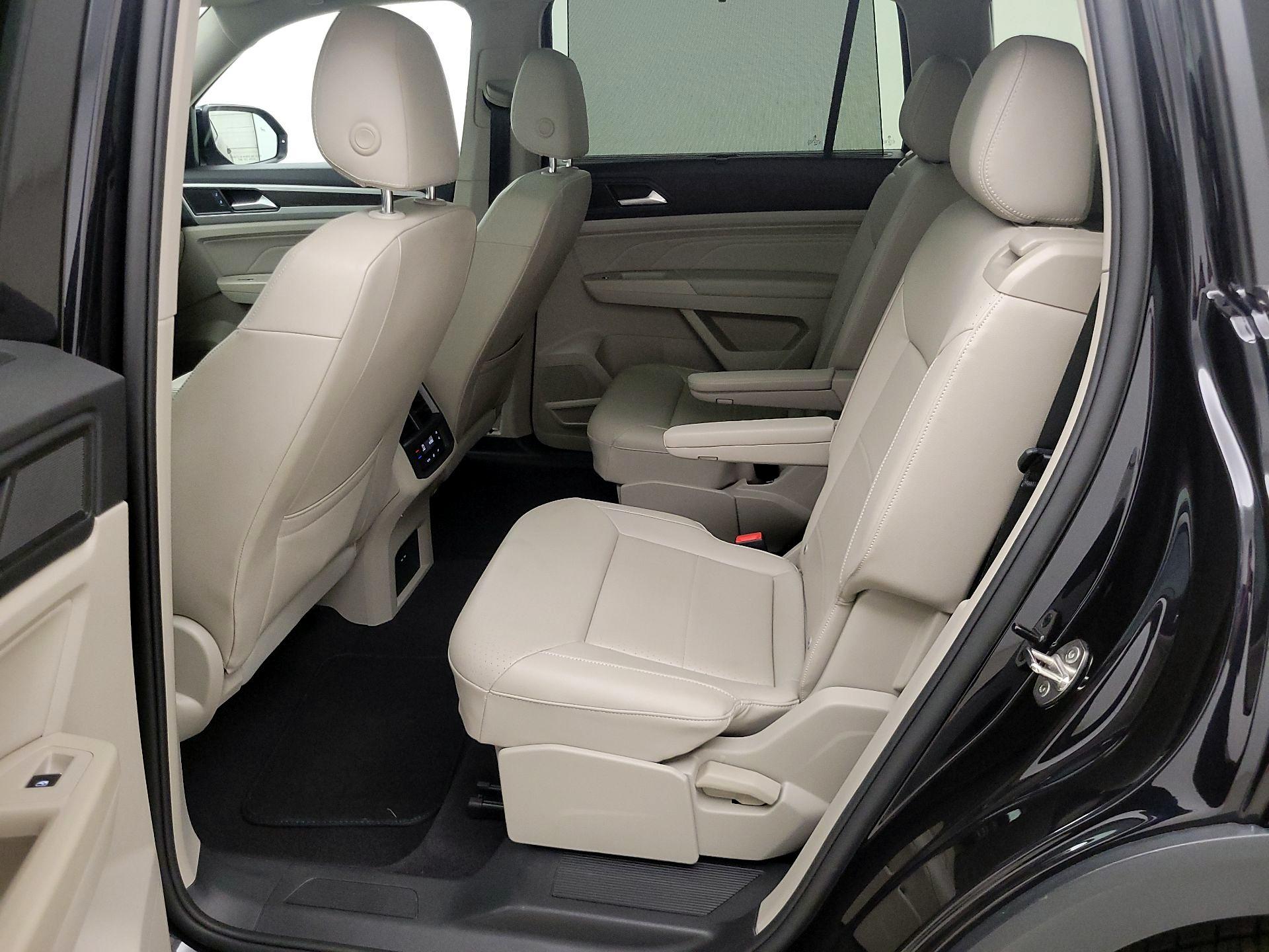 Thumbnail: 2021 Volkswagen Atlas - 20