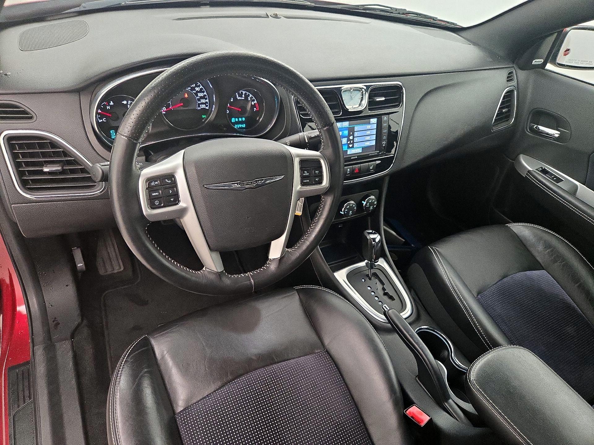 Thumbnail: 2014 Chrysler 200 - 9