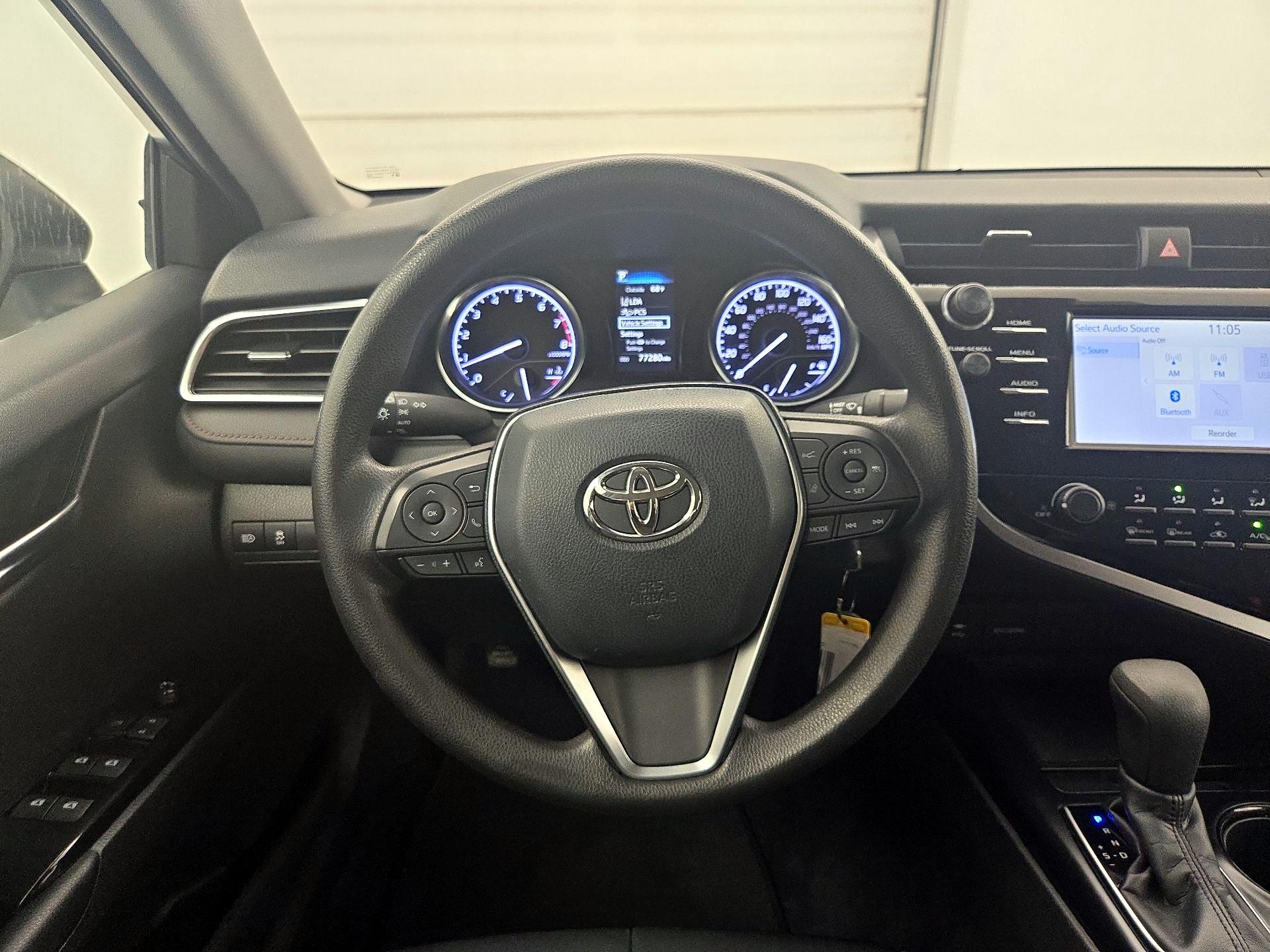 Thumbnail: 2018 Toyota Camry - 10