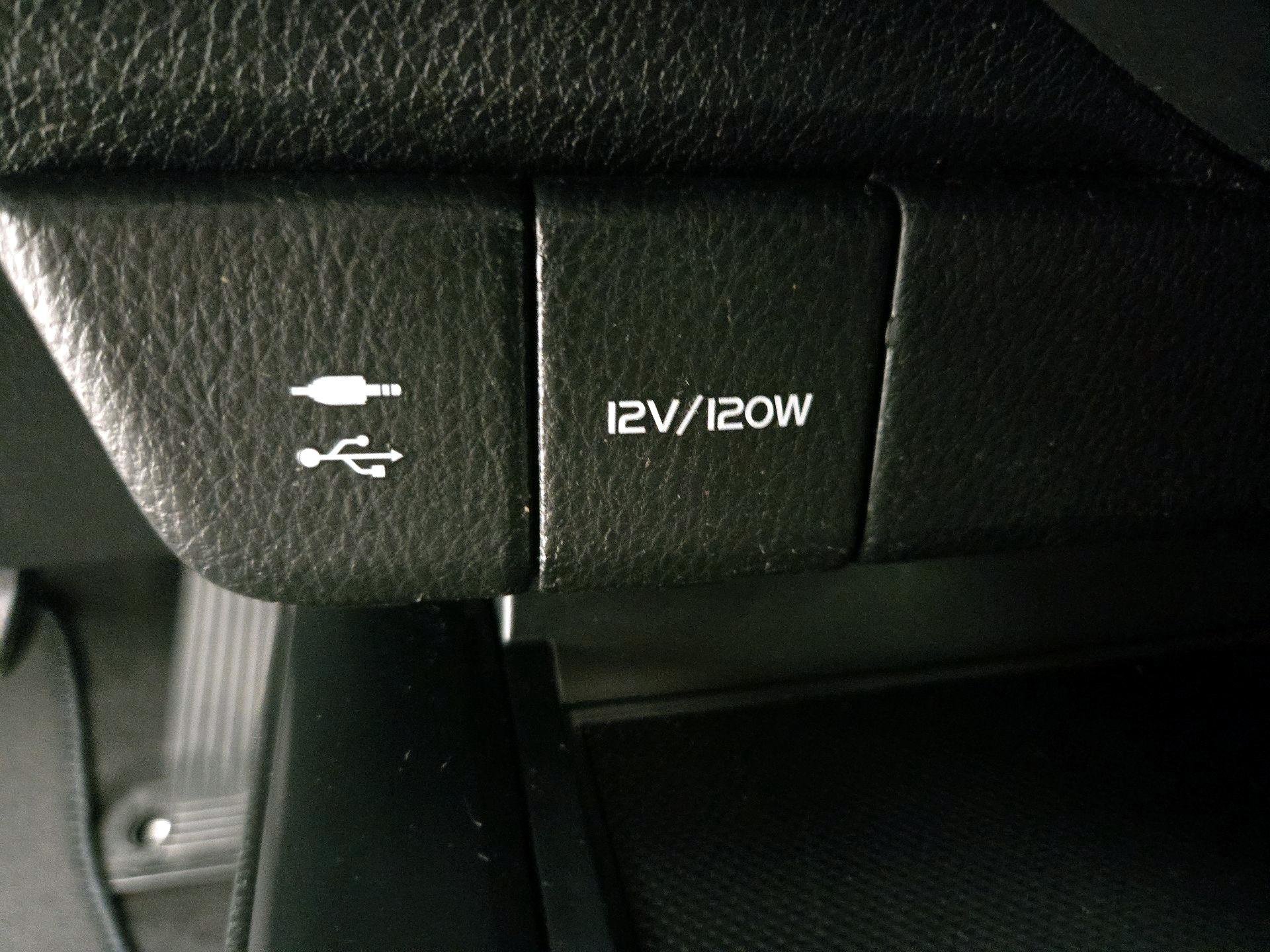 Thumbnail: 2018 Toyota Camry - 18