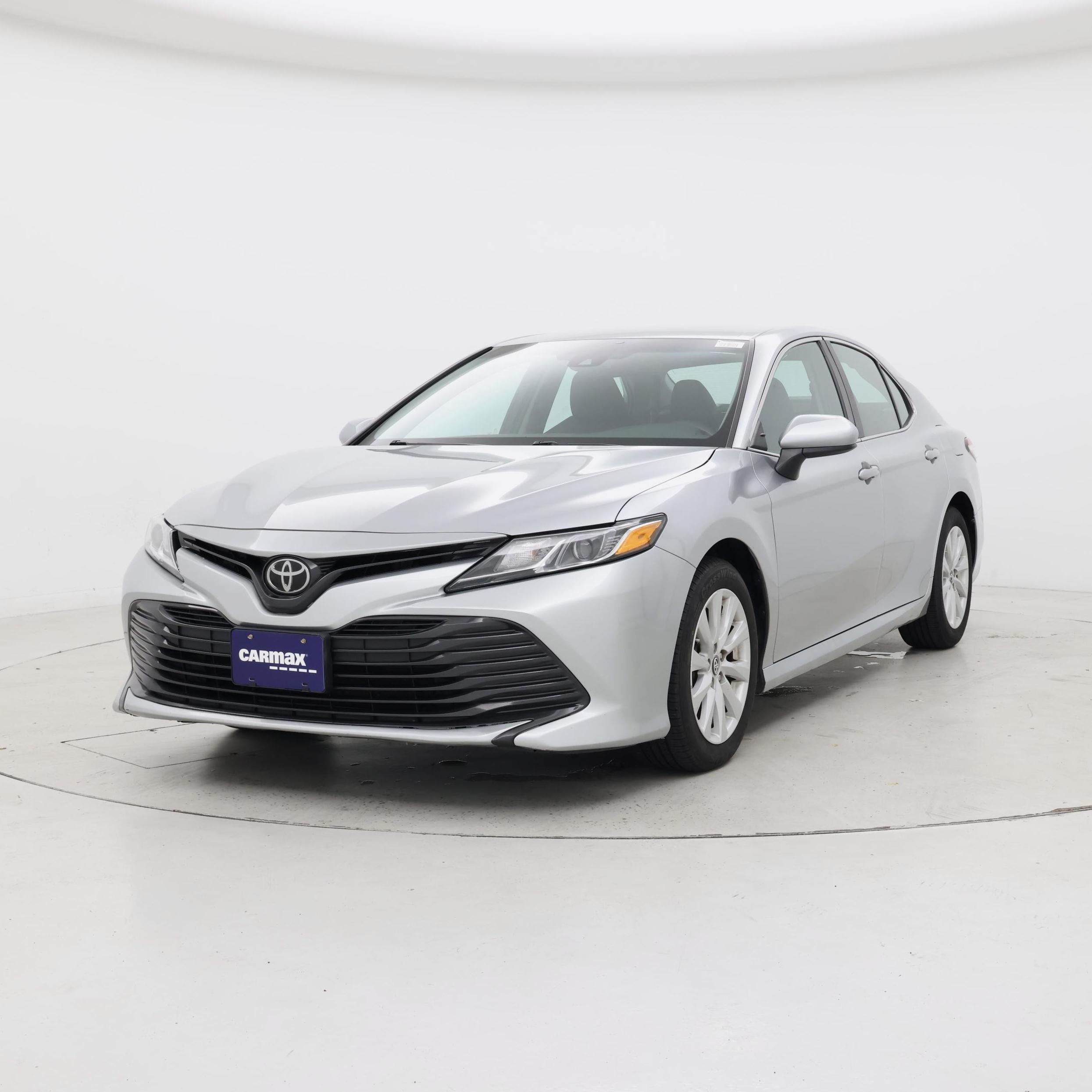 Thumbnail: 2018 Toyota Camry - 4