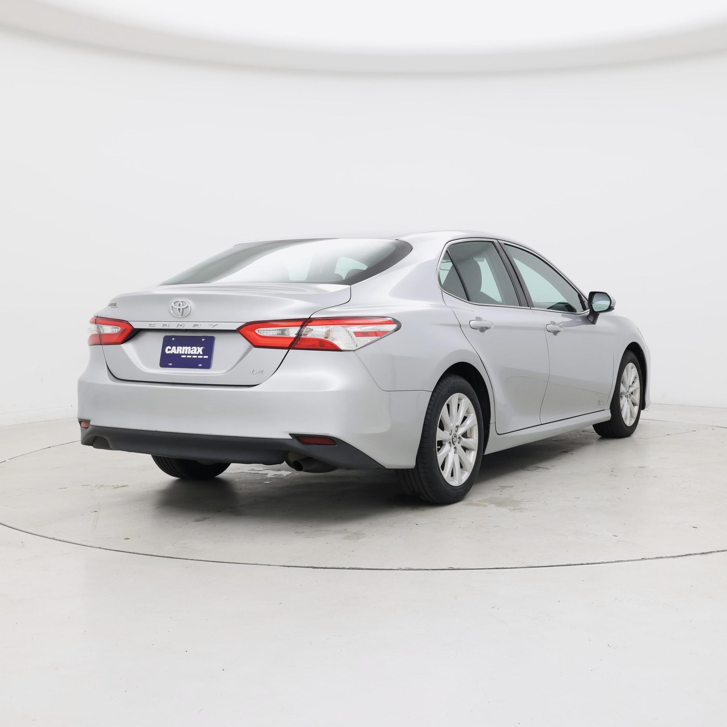 Thumbnail: 2018 Toyota Camry - 8