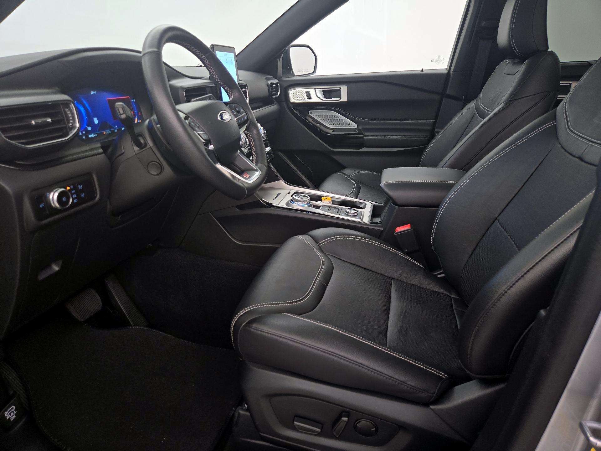 Thumbnail: 2023 Ford Explorer - 11