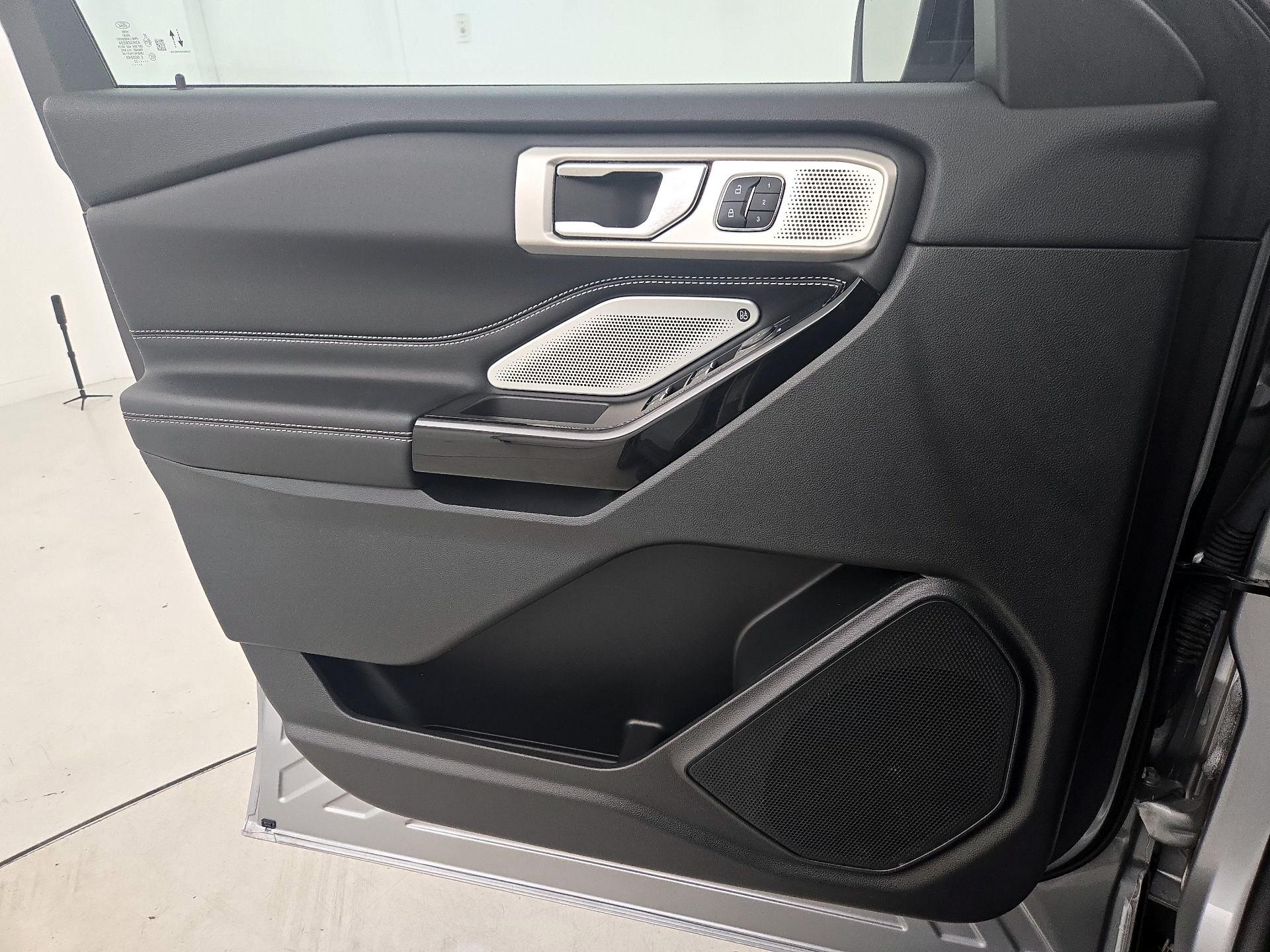 Thumbnail: 2023 Ford Explorer - 12
