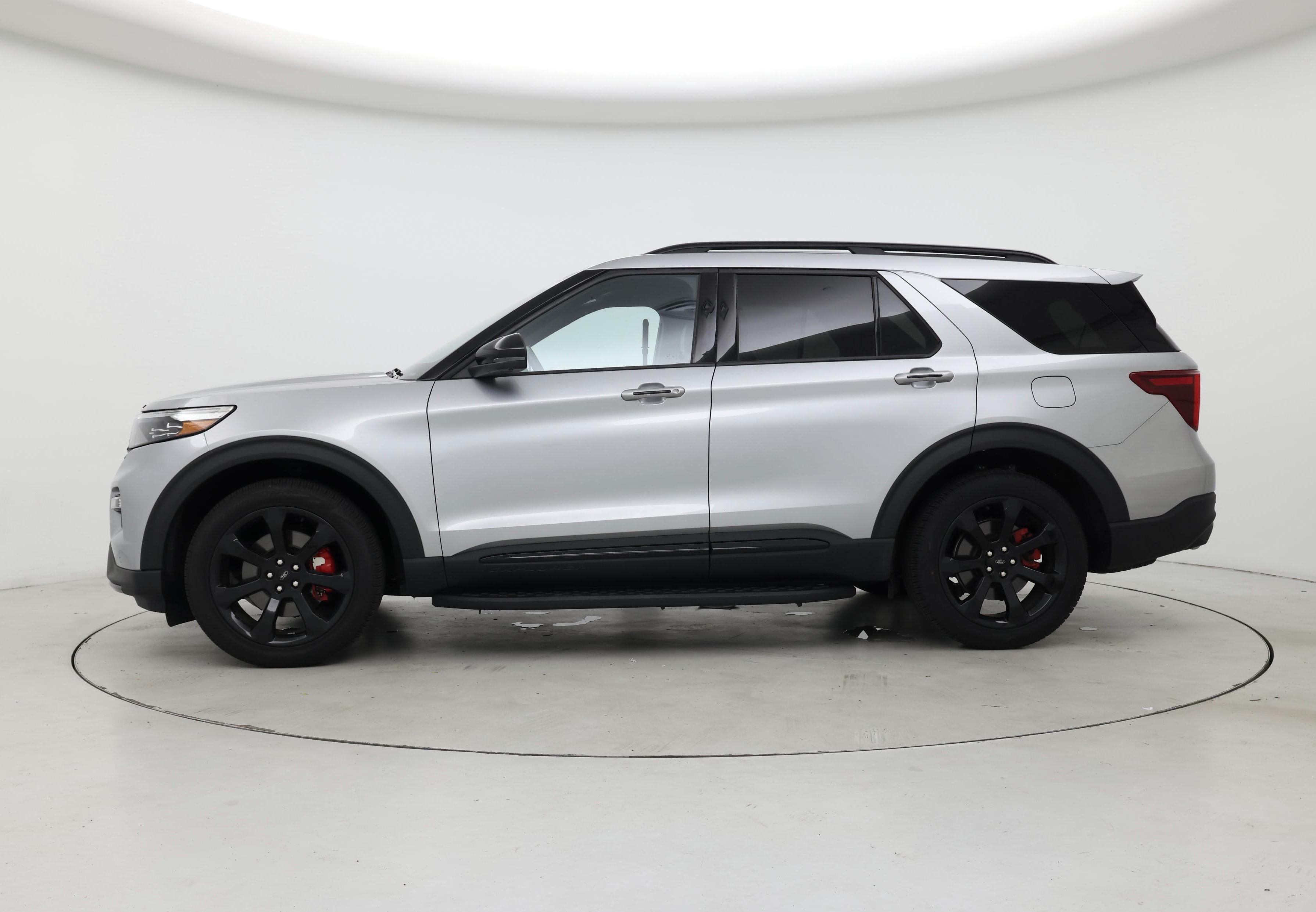 Thumbnail: 2023 Ford Explorer - 3