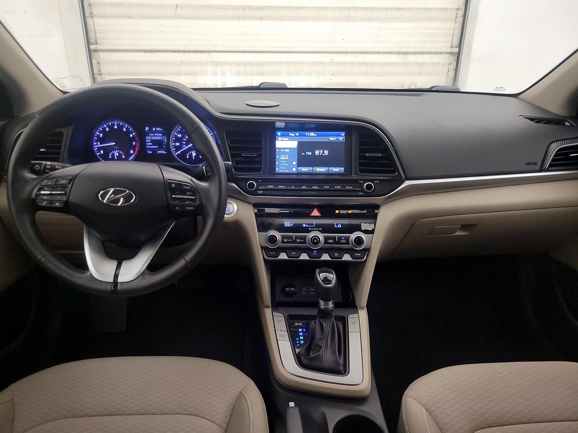 Thumbnail: 2020 Hyundai Elantra - 9