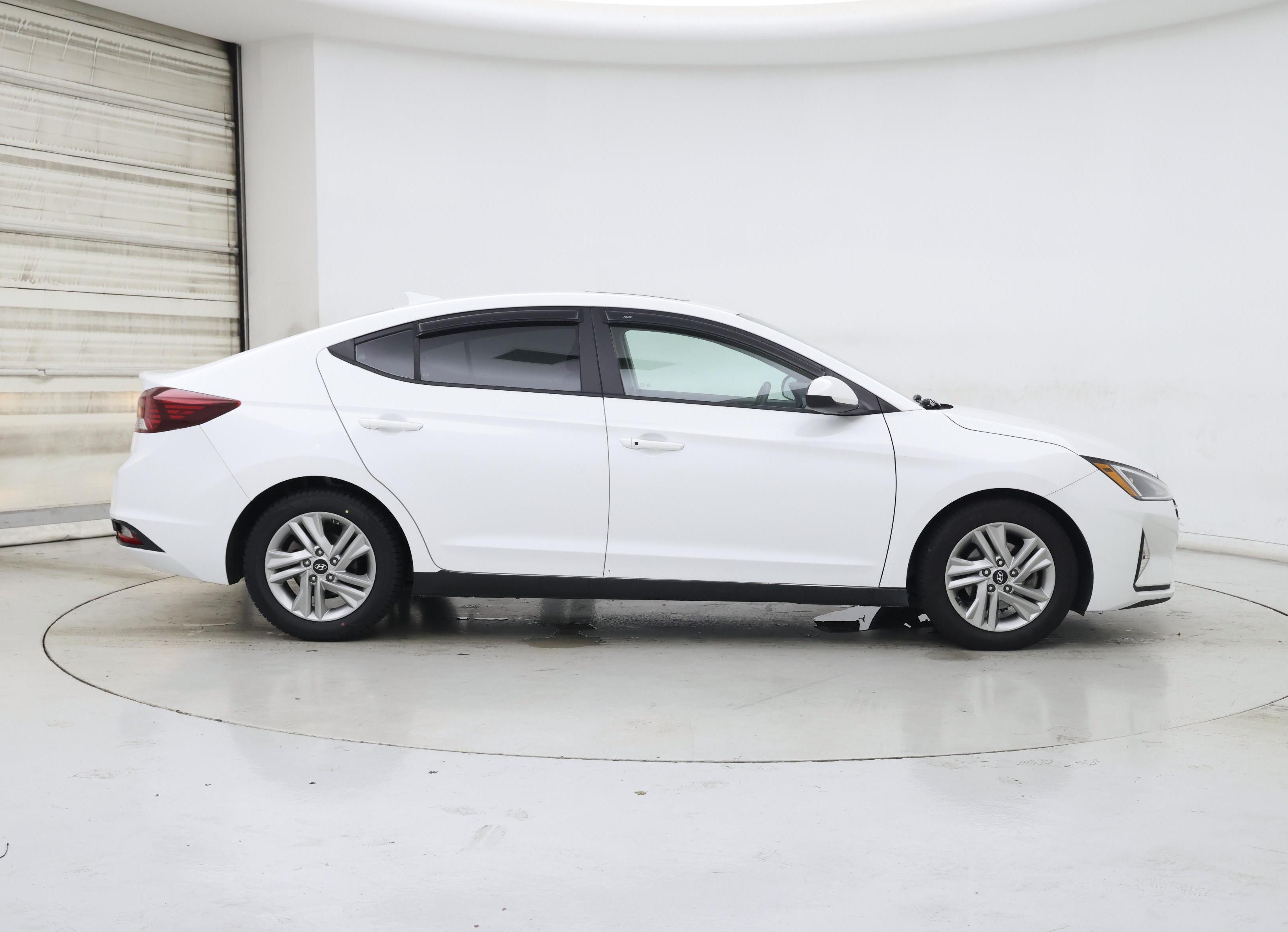 Thumbnail: 2020 Hyundai Elantra - 7