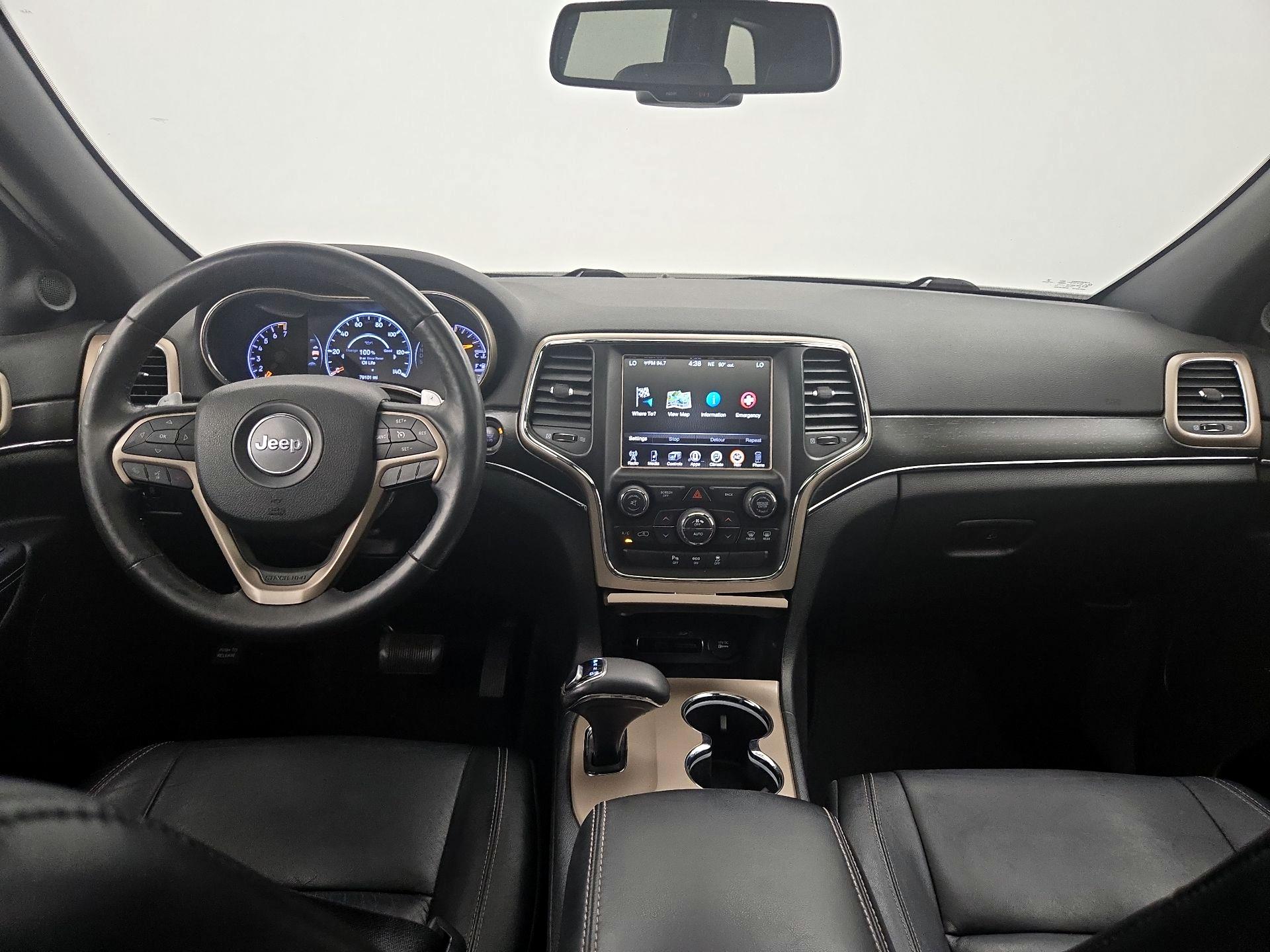 Thumbnail: 2015 Jeep Grand Cherokee - 9