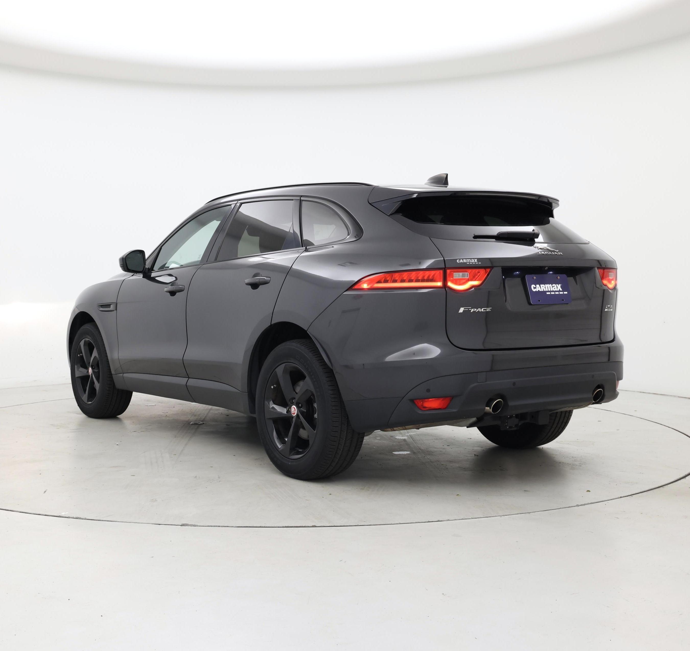 Thumbnail: 2020 Jaguar F-Pace - 2