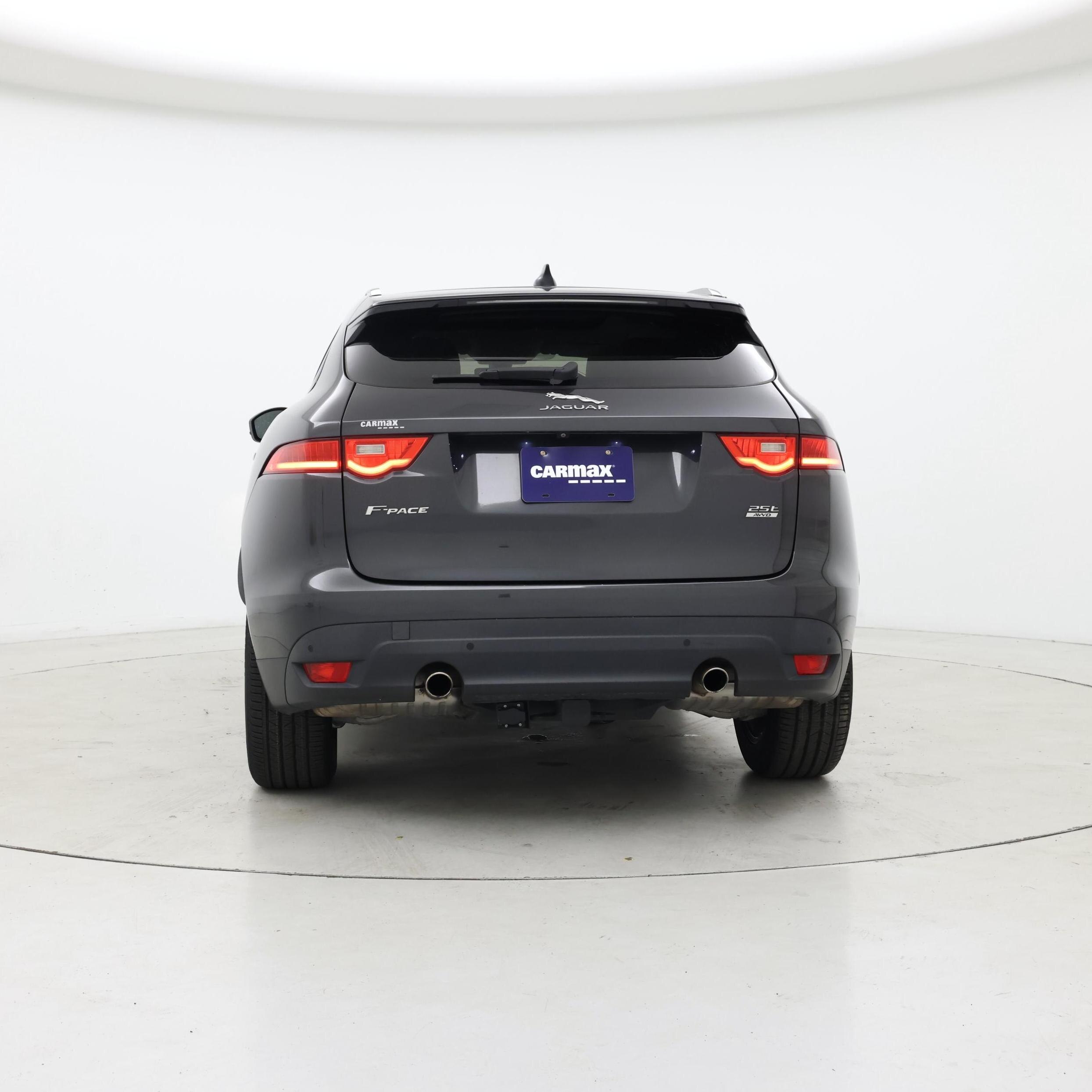 Thumbnail: 2020 Jaguar F-Pace - 6