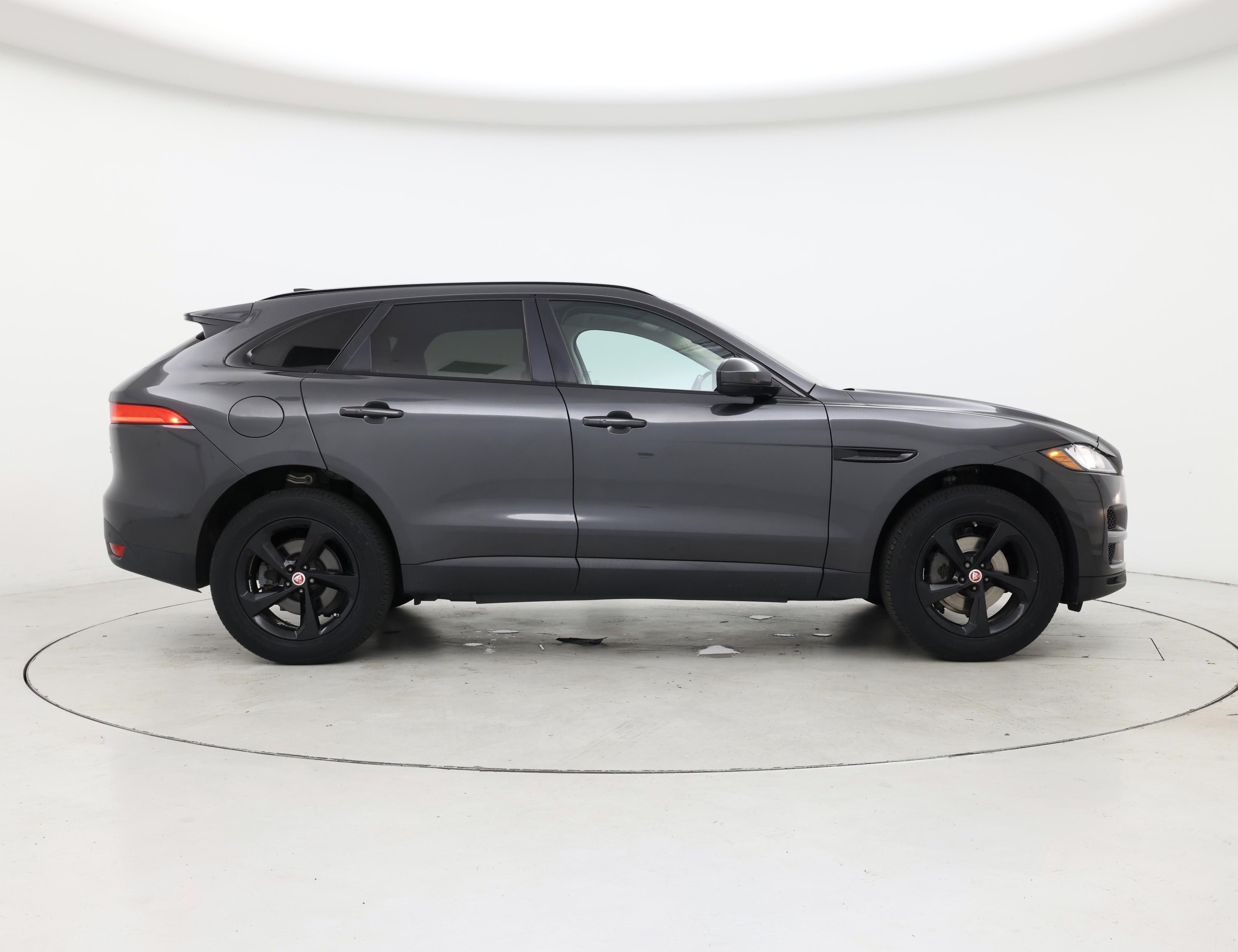 Thumbnail: 2020 Jaguar F-Pace - 7