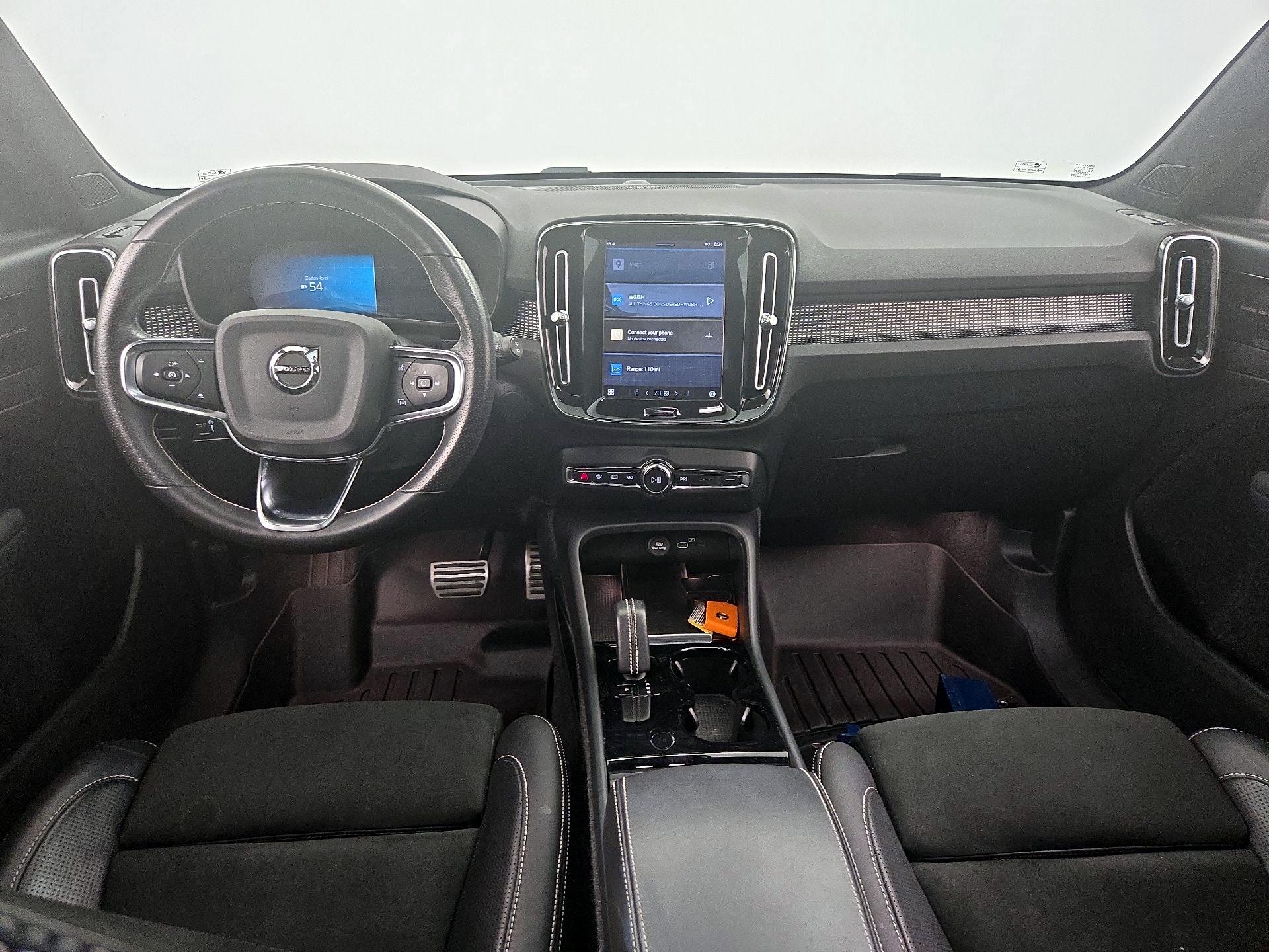 Thumbnail: 2021 Volvo XC40 - 9