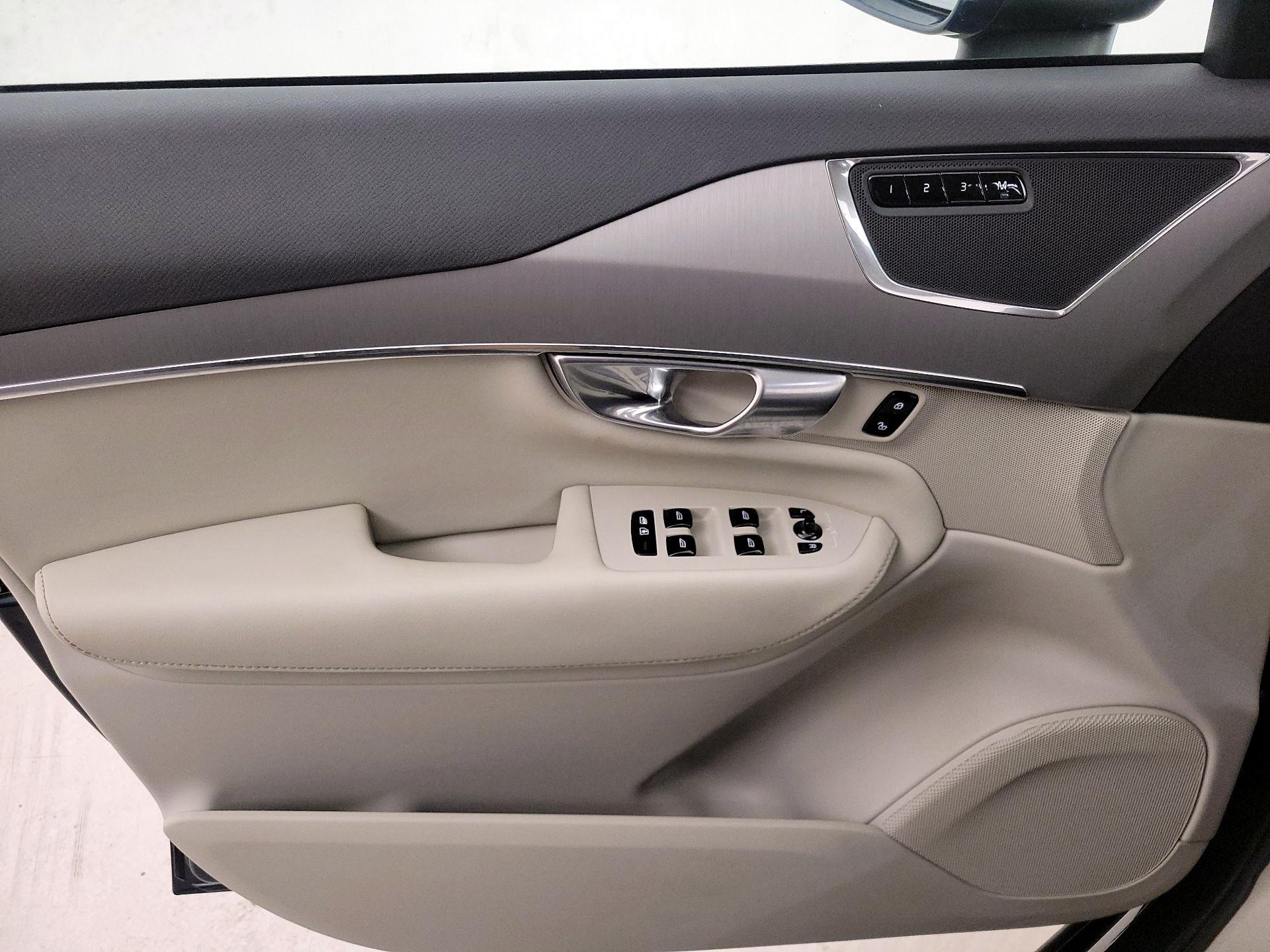 Thumbnail: 2024 Volvo XC90 - 12