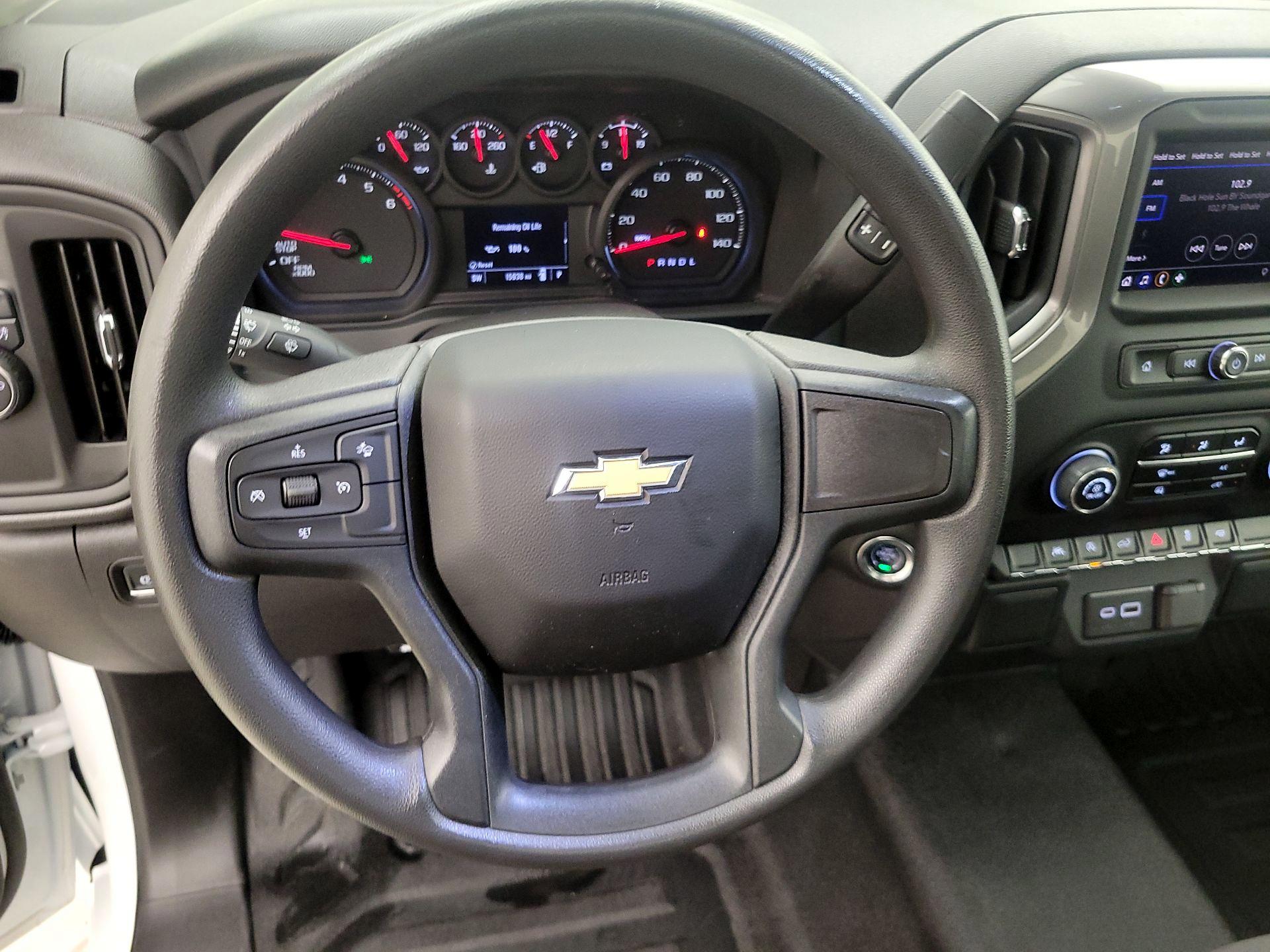 Thumbnail: 2024 Chevrolet Silverado 1500 - 10