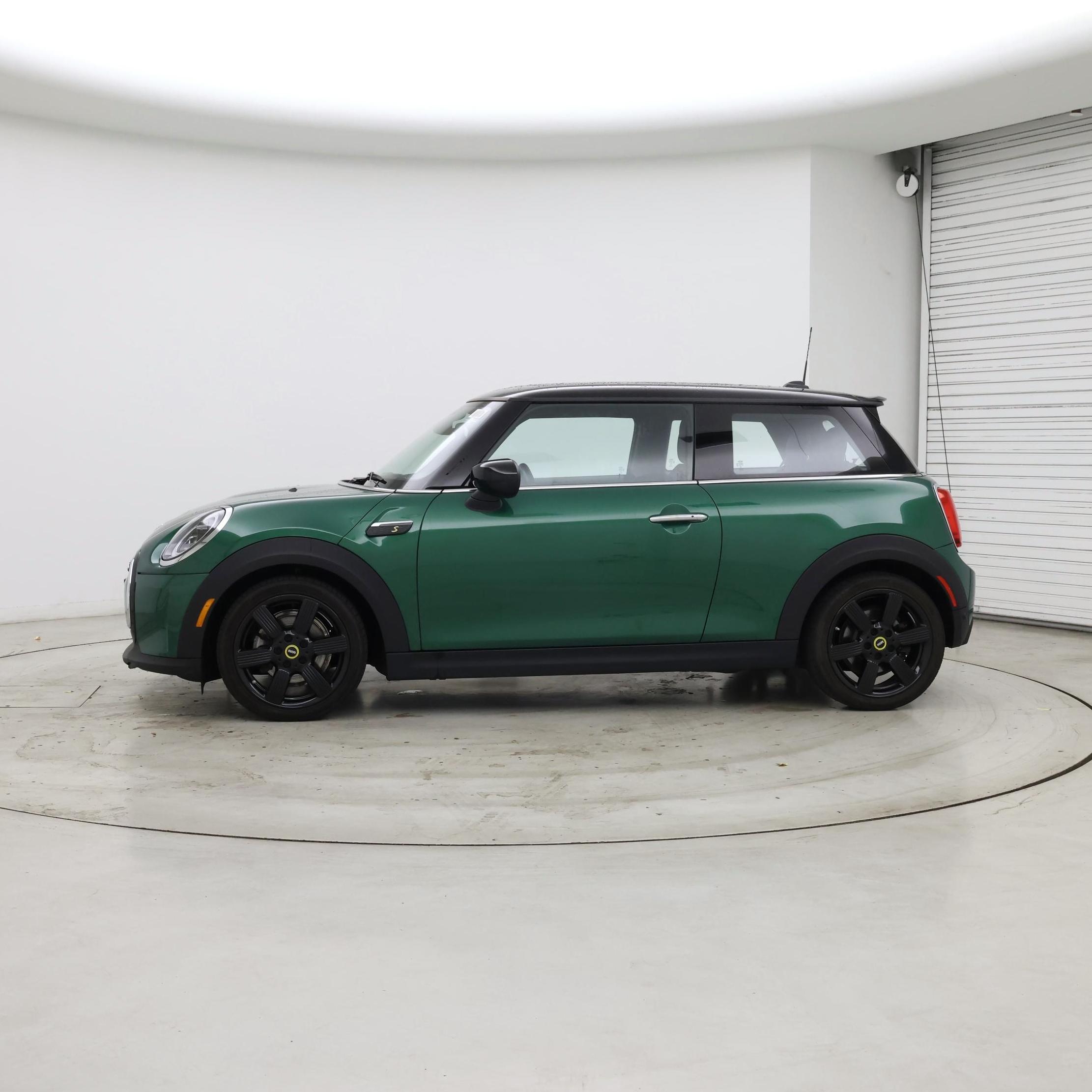 Thumbnail: 2023 MINI Cooper Hardtop - 3