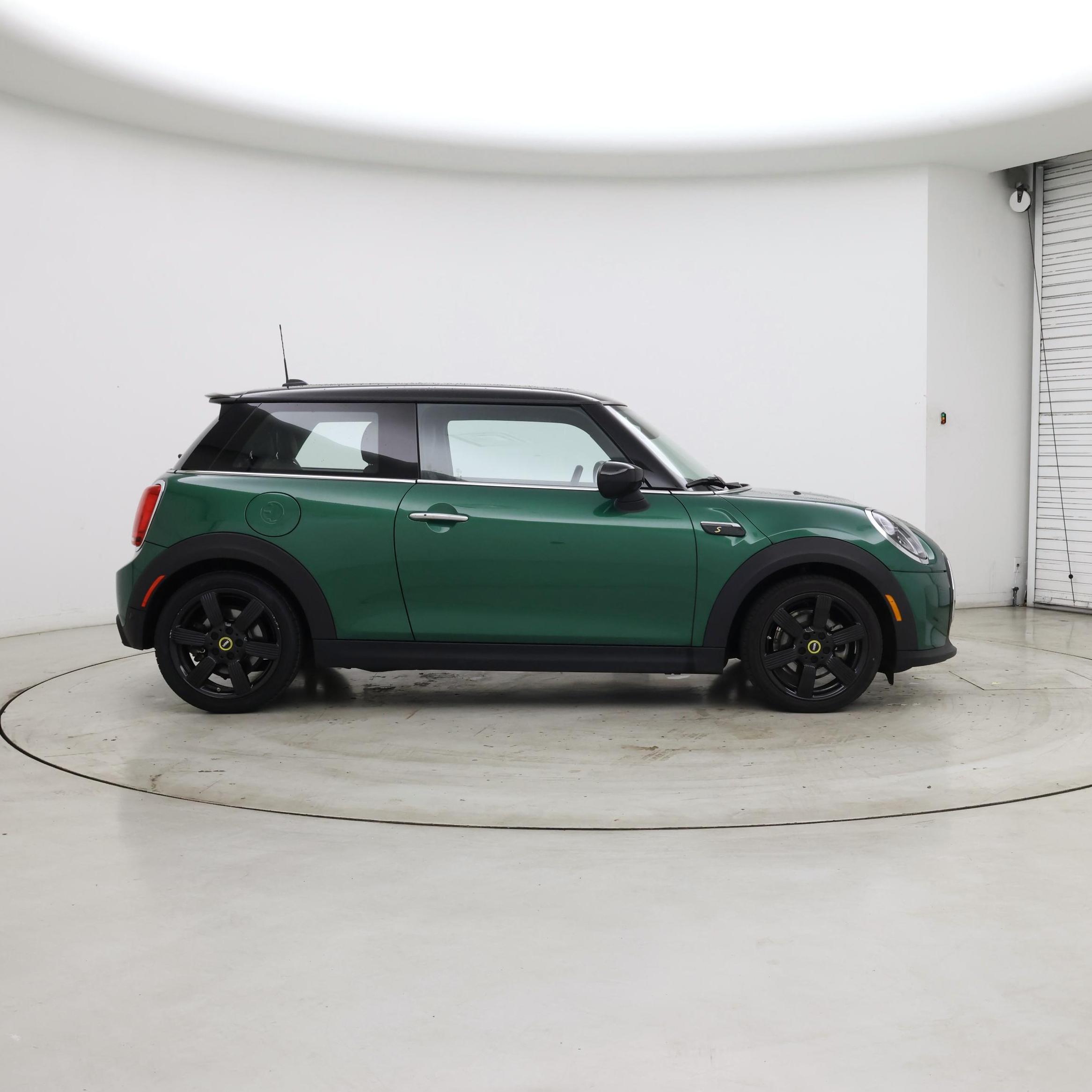Thumbnail: 2023 MINI Cooper Hardtop - 7